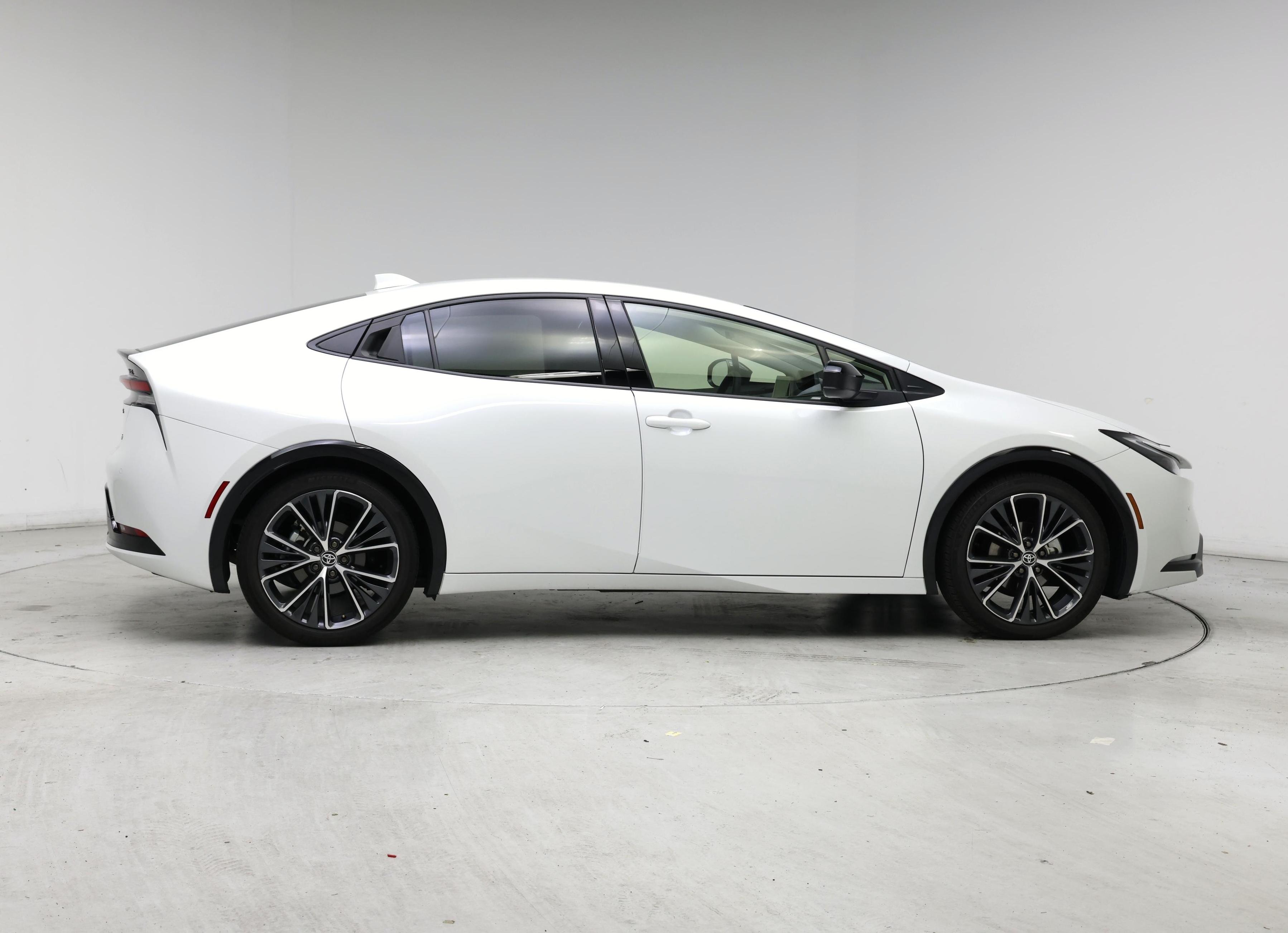 Thumbnail: 2024 Toyota Prius - 7