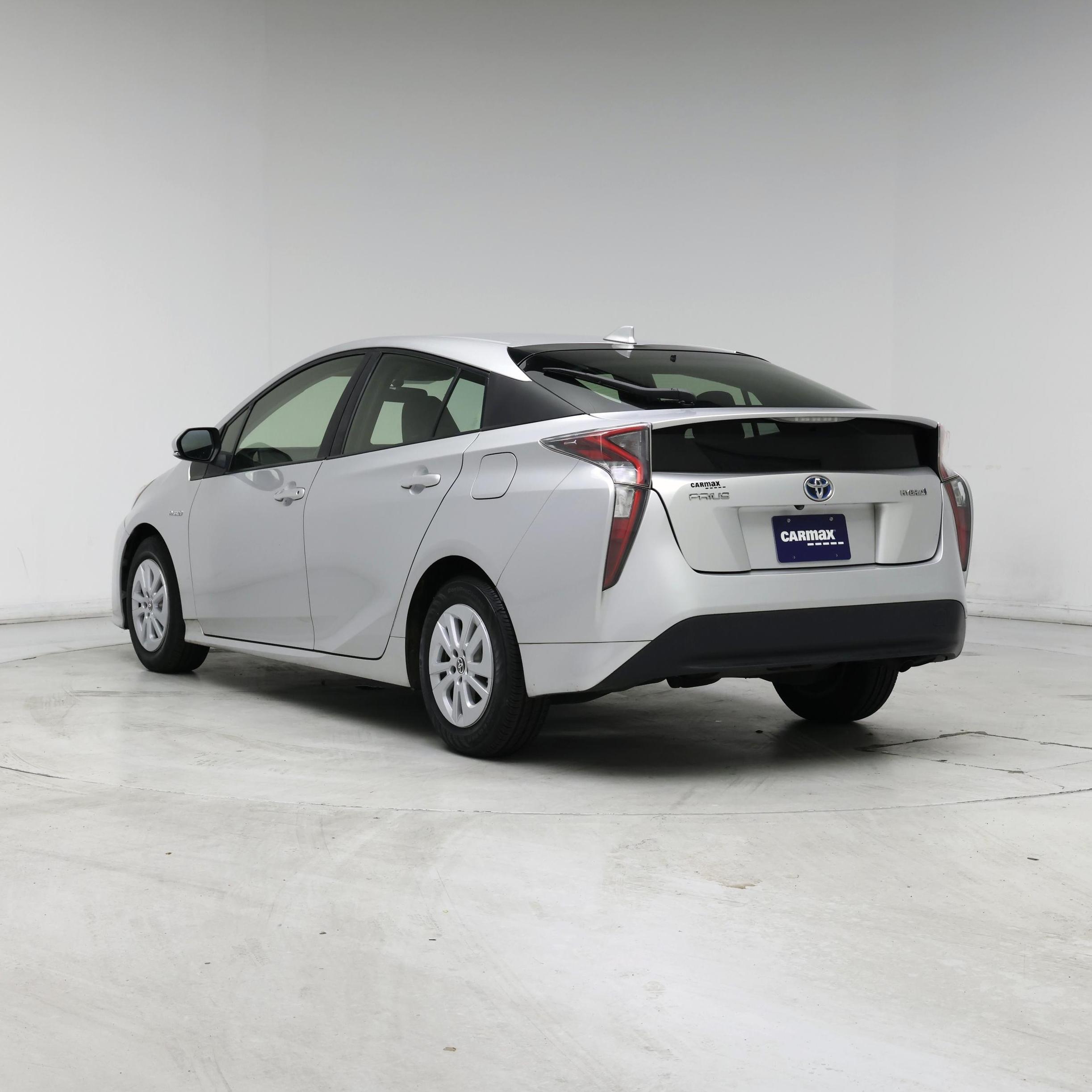 Thumbnail: 2016 Toyota Prius - 2