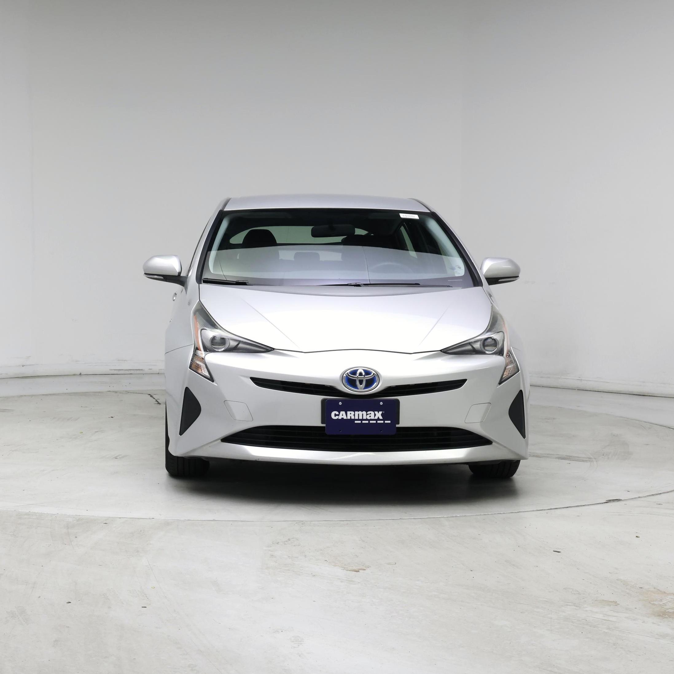 Thumbnail: 2016 Toyota Prius - 5