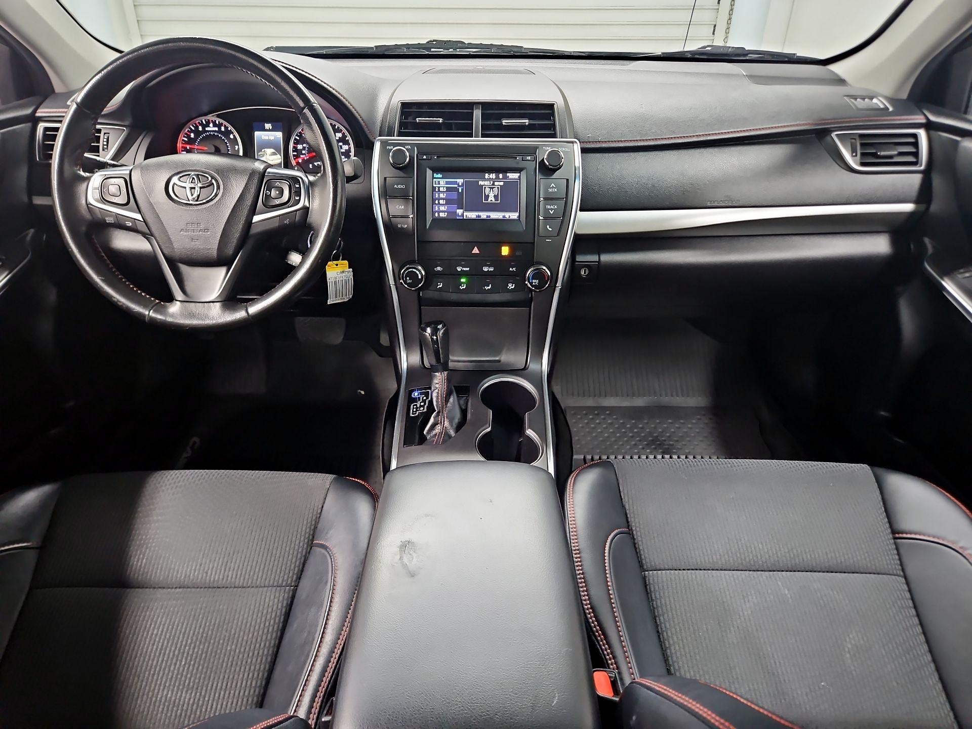 Thumbnail: 2016 Toyota Camry - 9