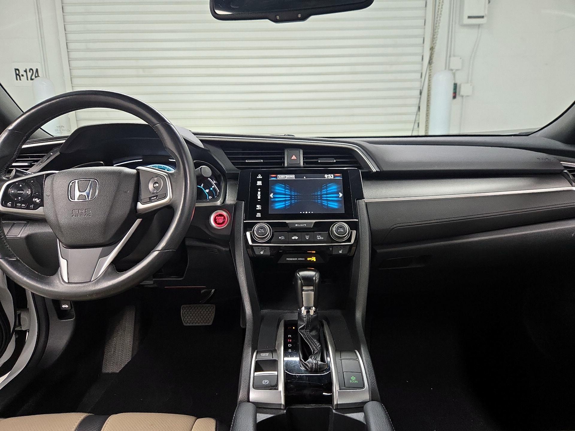 Thumbnail: 2017 Honda Civic - 9
