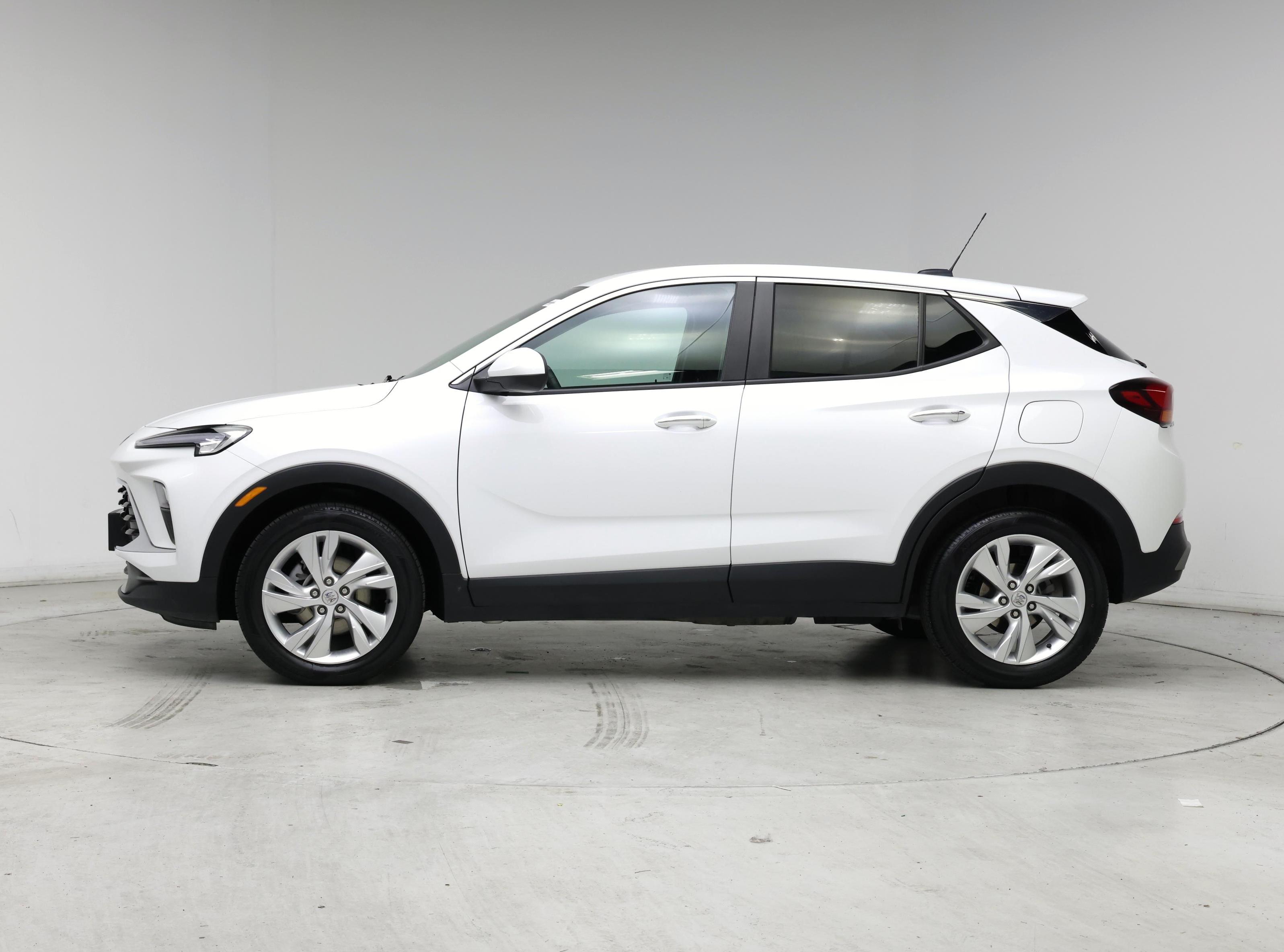 Thumbnail: 2025 Buick Encore GX - 3