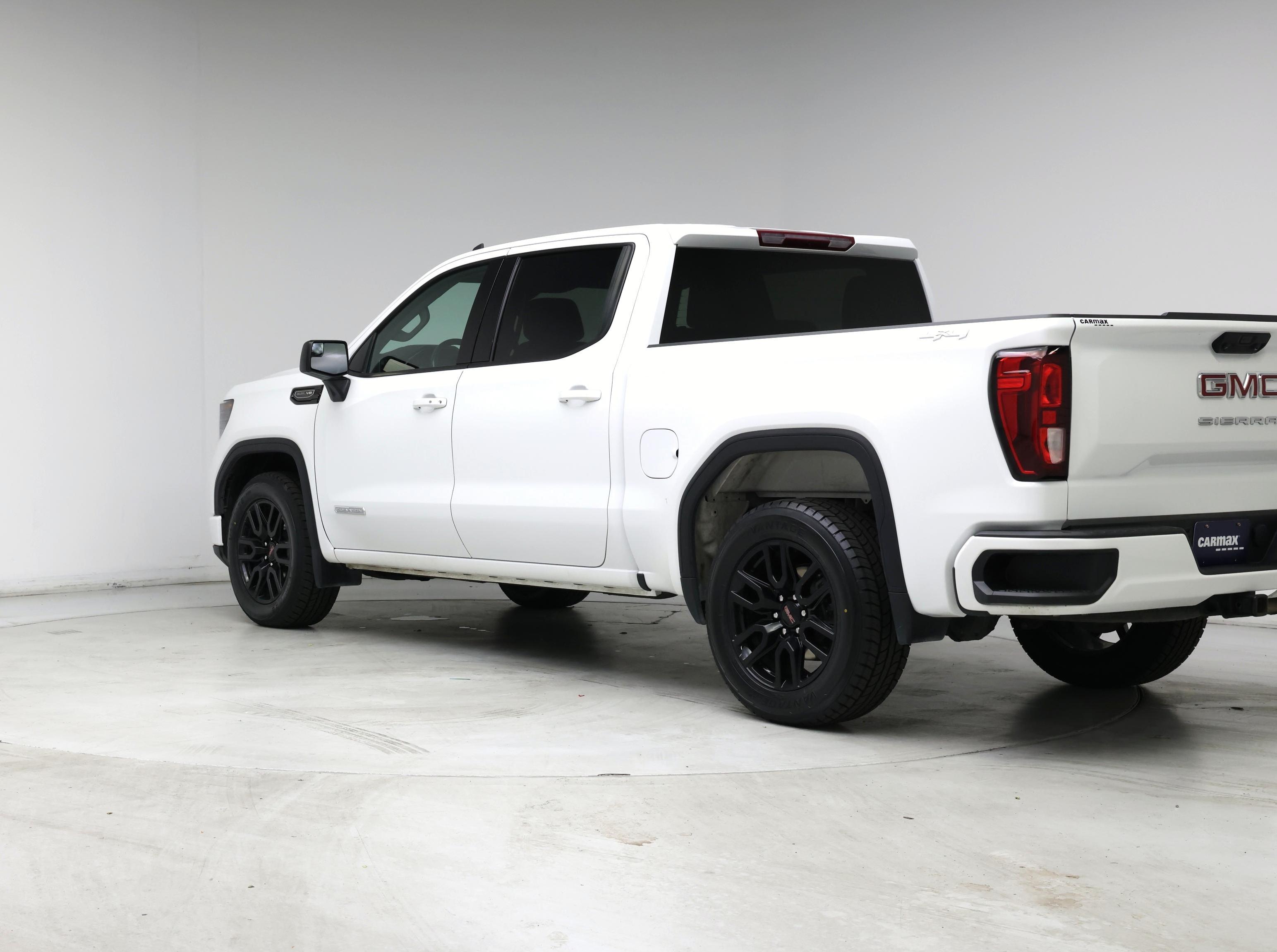 Thumbnail: 2023 GMC Sierra 1500 - 2