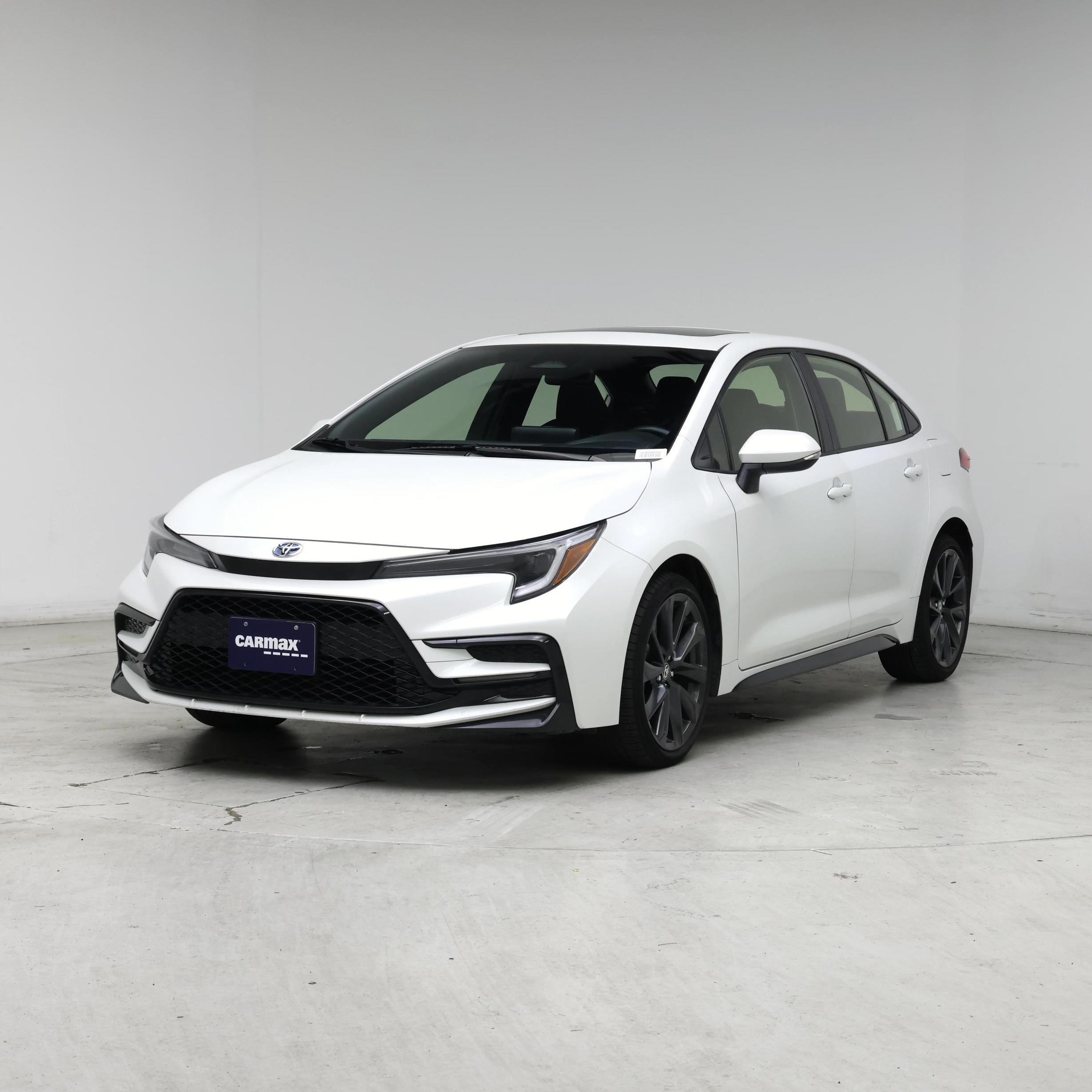Thumbnail: 2024 Toyota Corolla - 4