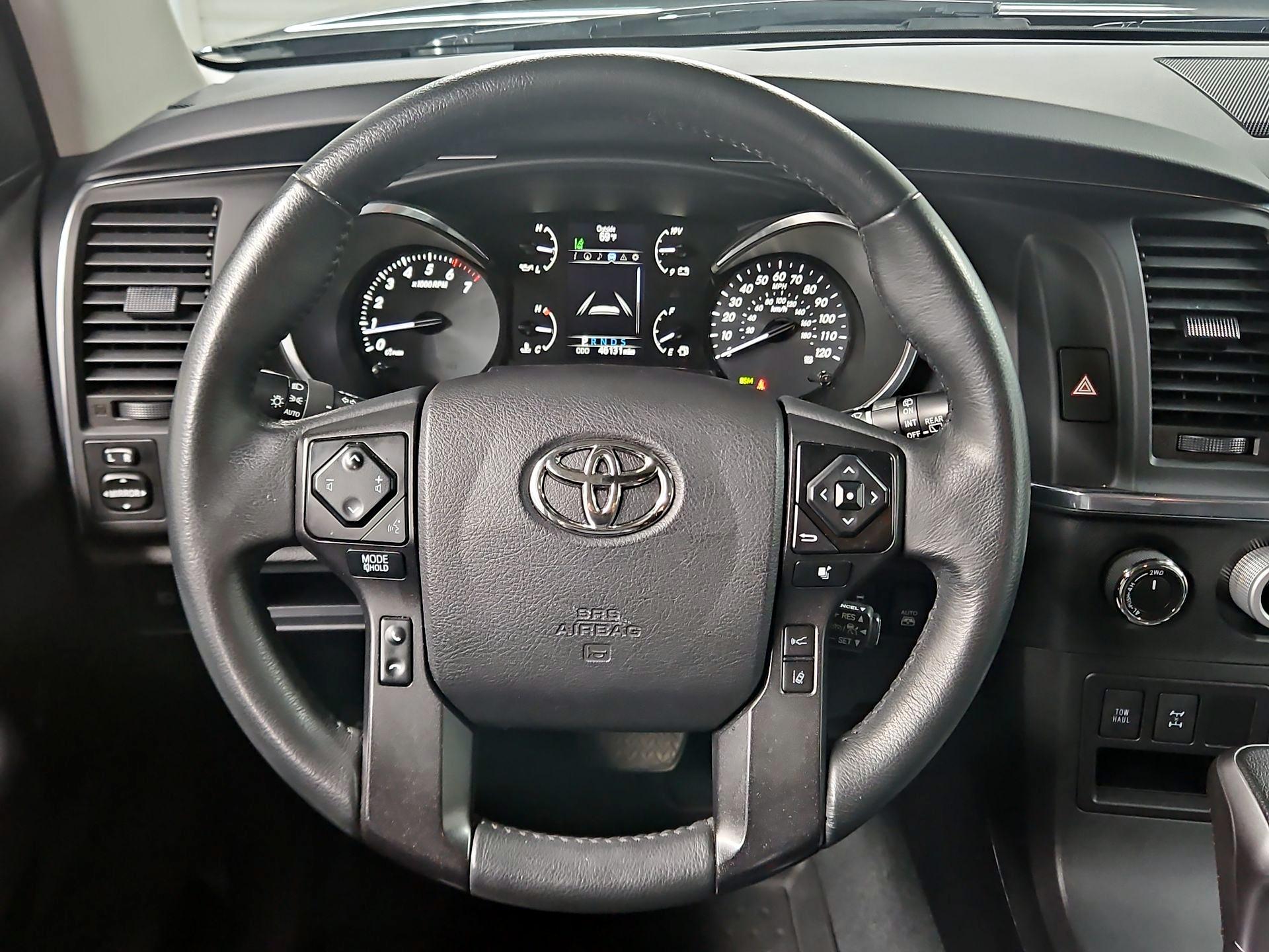 Thumbnail: 2021 Toyota Sequoia - 10