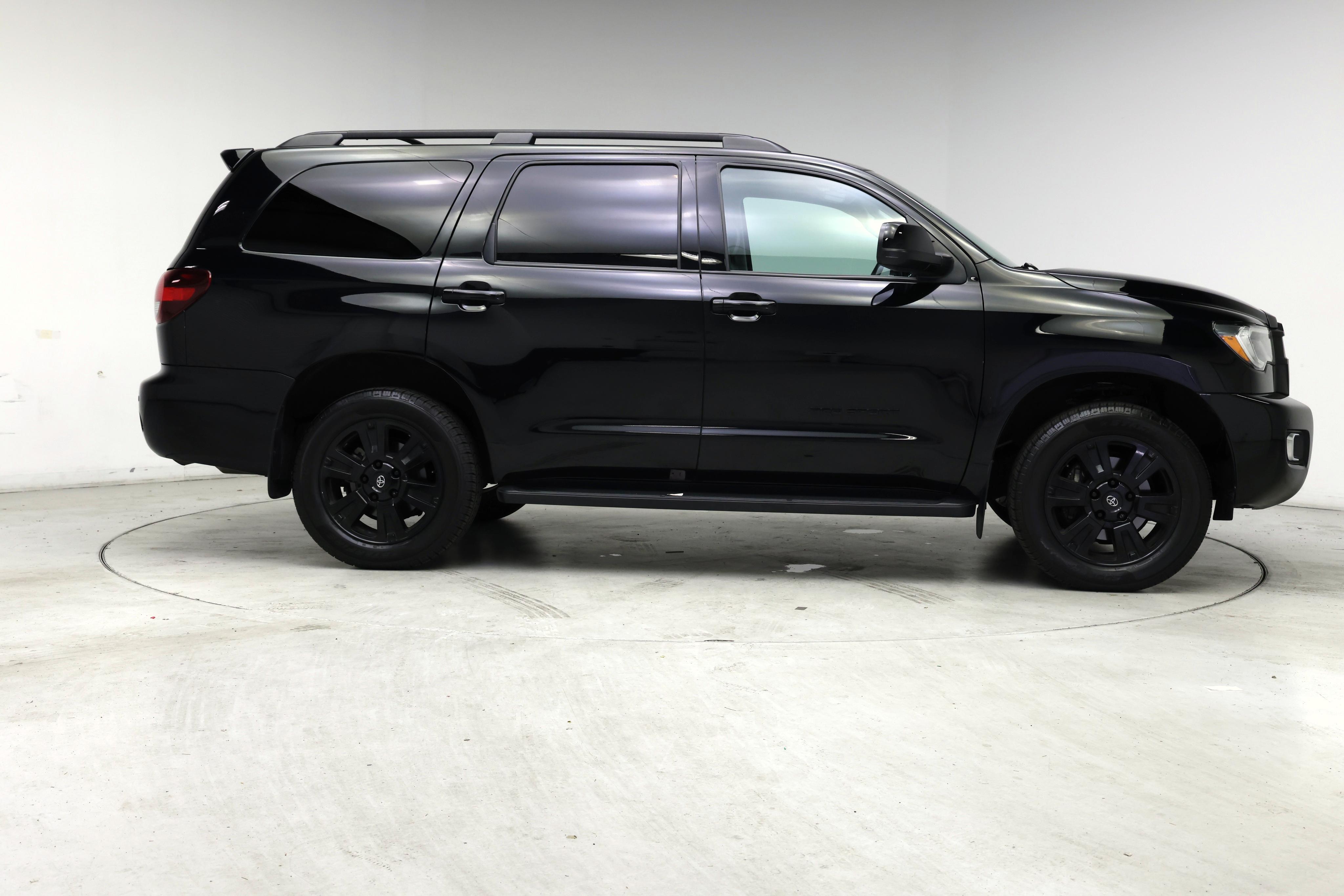 Thumbnail: 2021 Toyota Sequoia - 7