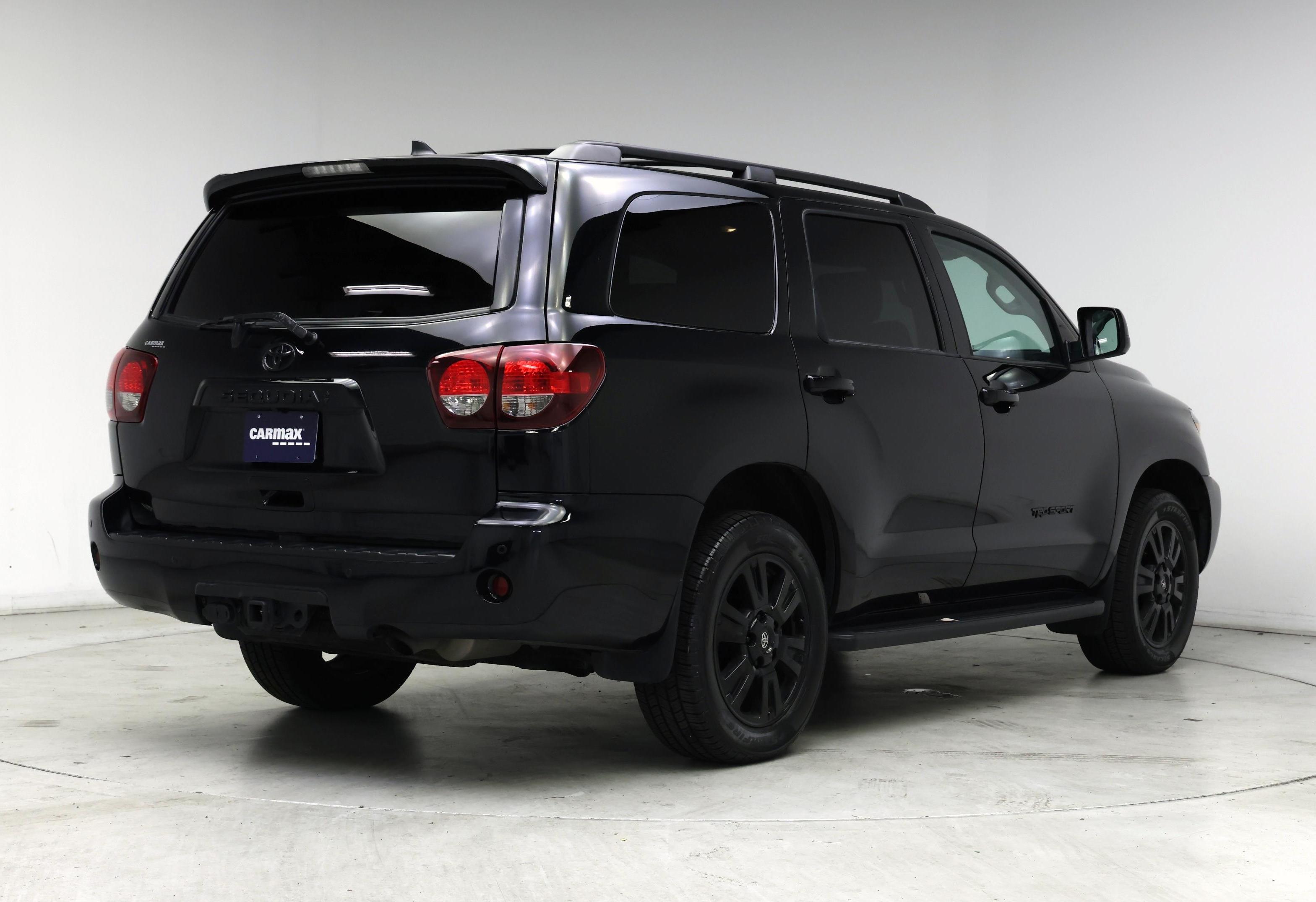 Thumbnail: 2021 Toyota Sequoia - 8