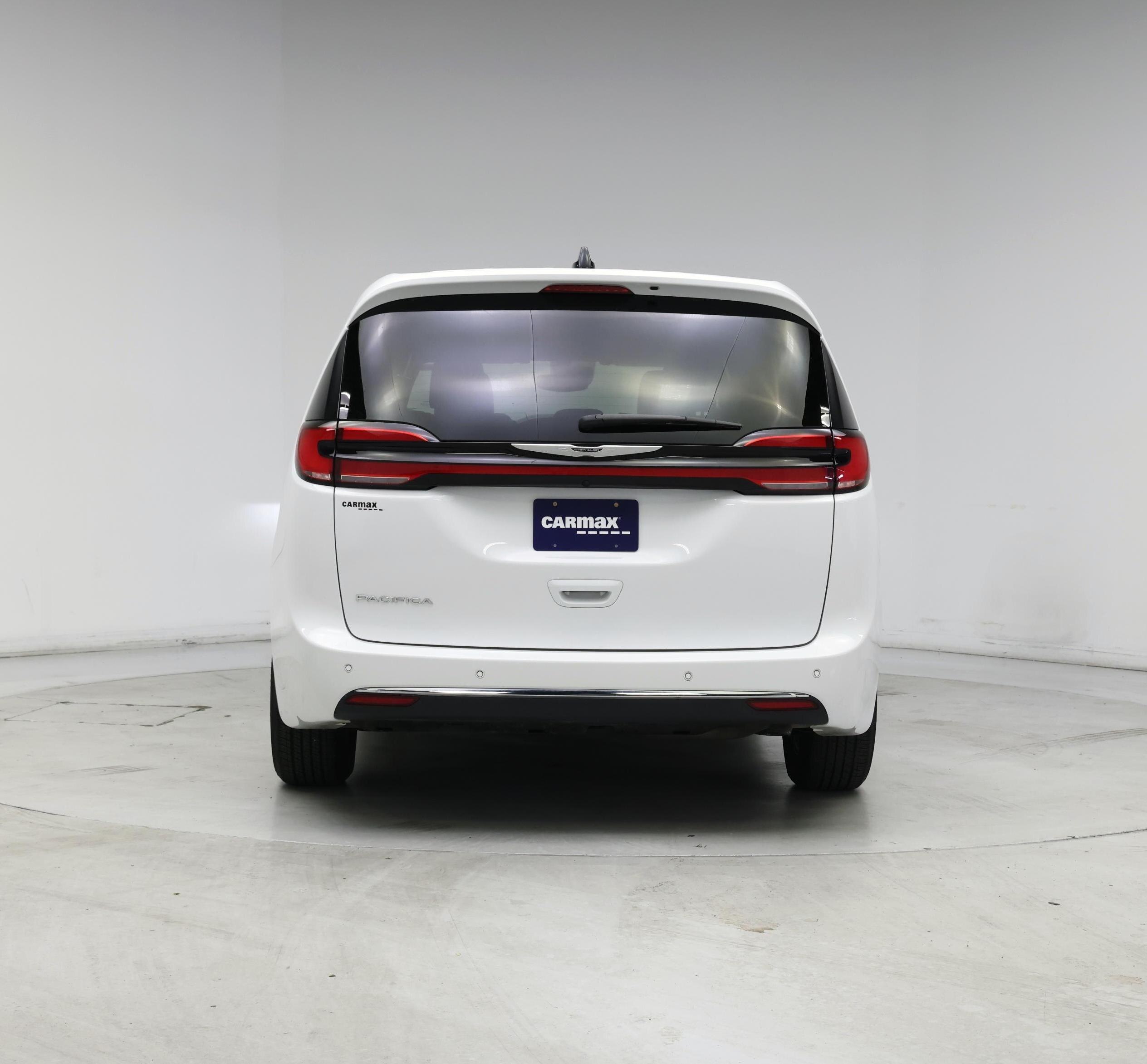 Thumbnail: 2025 Chrysler Pacifica - 6