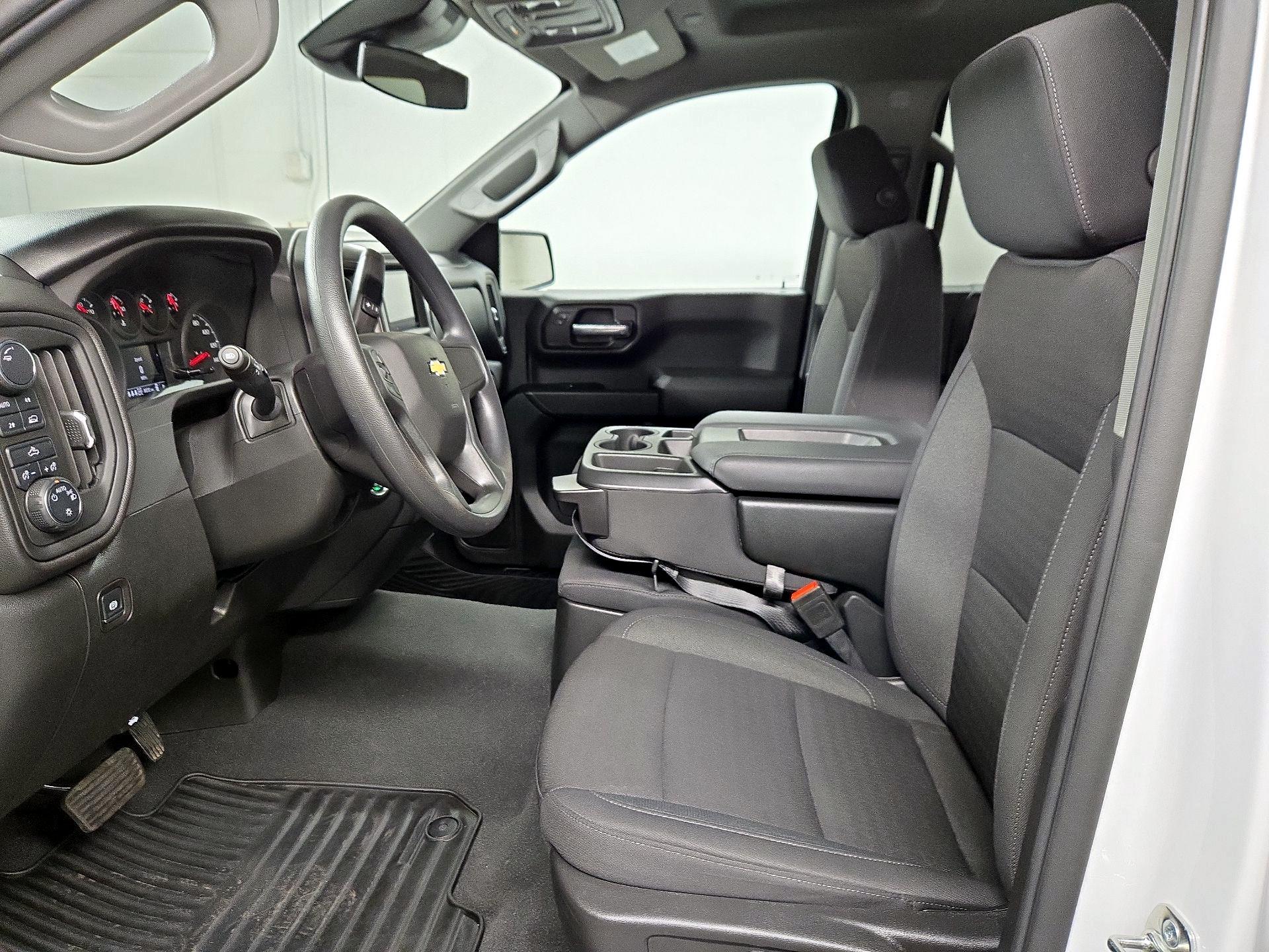 Thumbnail: 2025 Chevrolet Silverado 1500 - 11