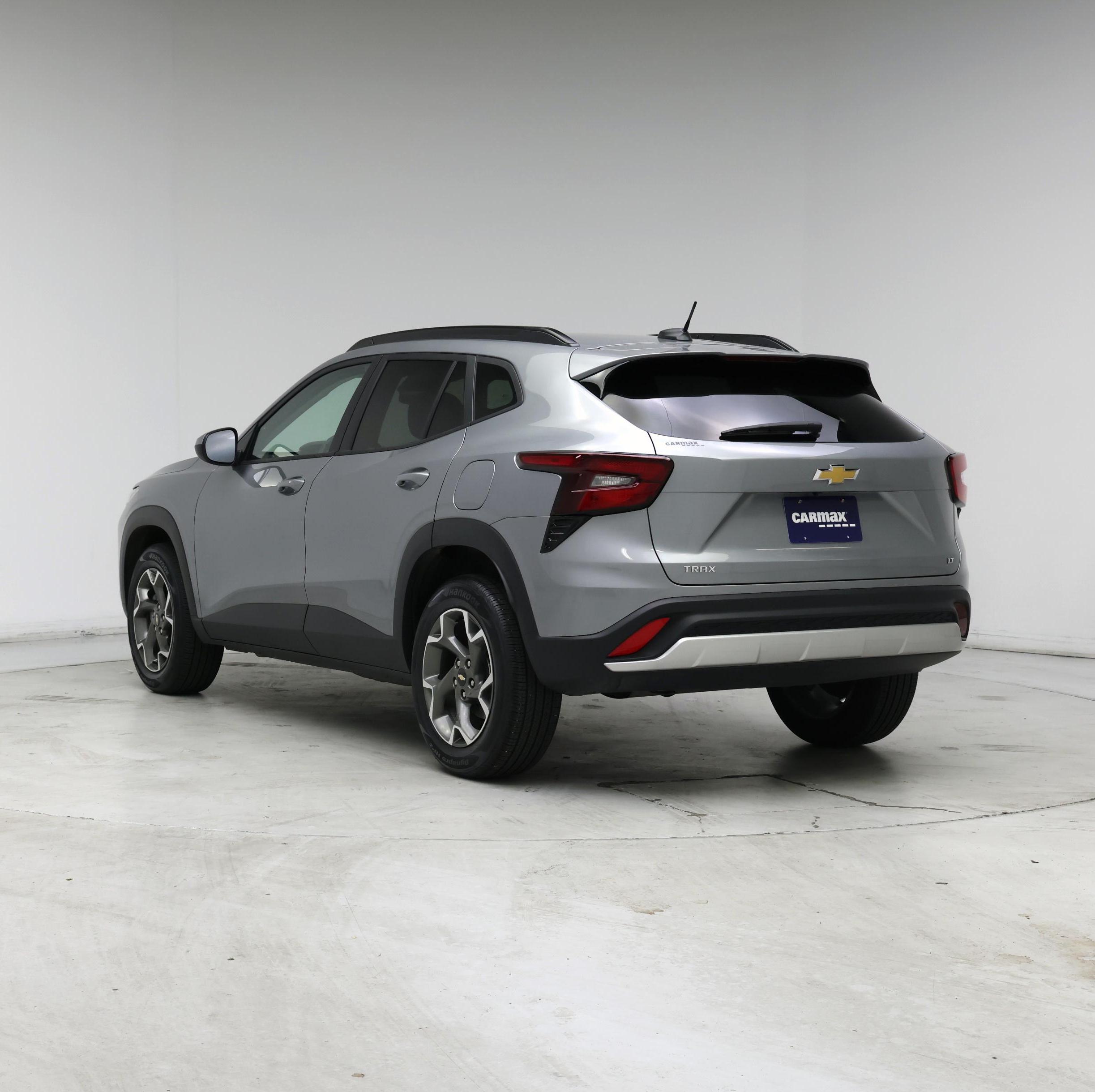 Thumbnail: 2025 Chevrolet Trax - 2