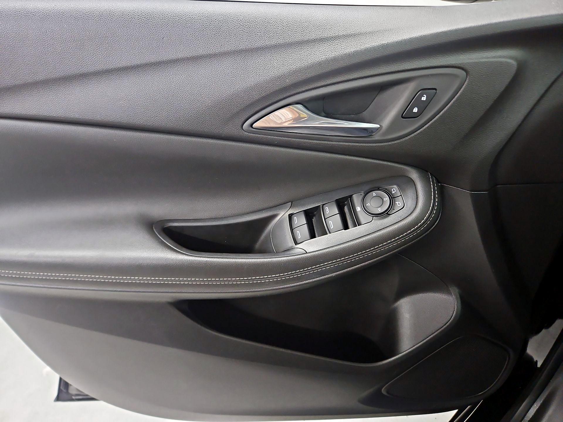 Thumbnail: 2025 Buick Encore GX - 12