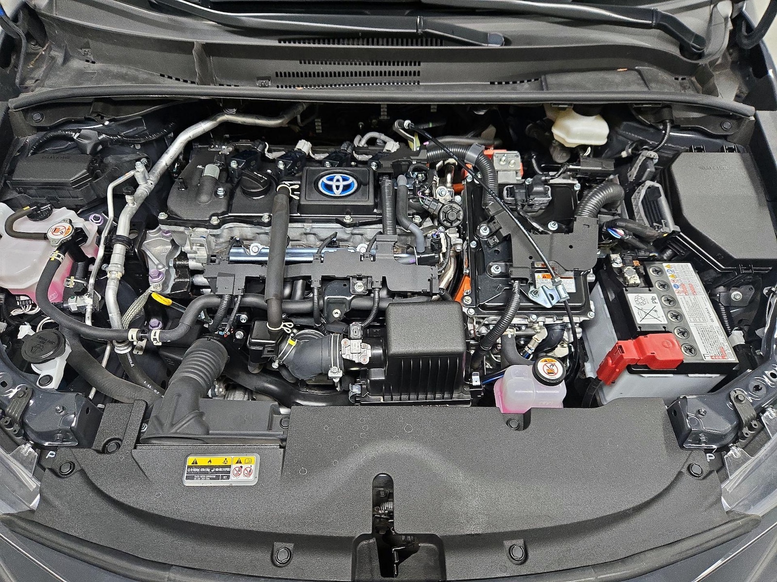 2024 Toyota Corolla SE - Photo 23