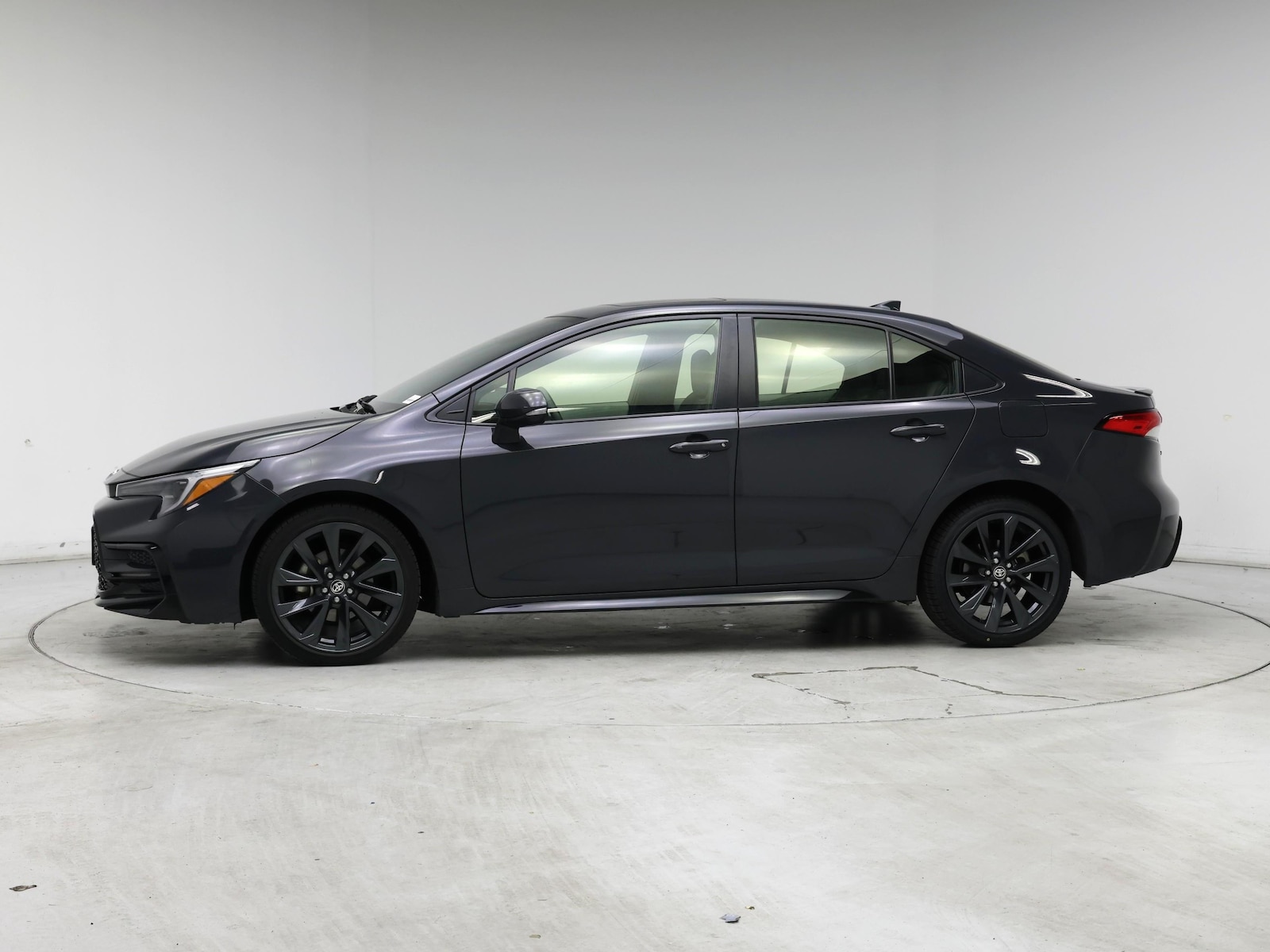 2024 Toyota Corolla SE - Photo 4