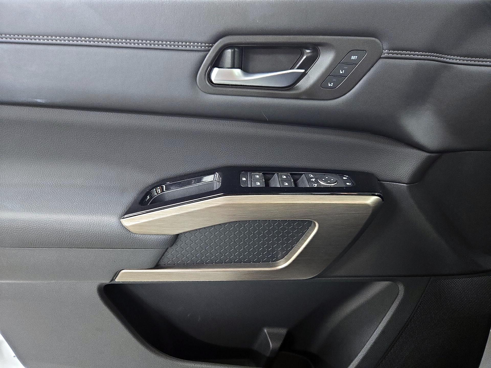 Thumbnail: 2024 Nissan Pathfinder - 12