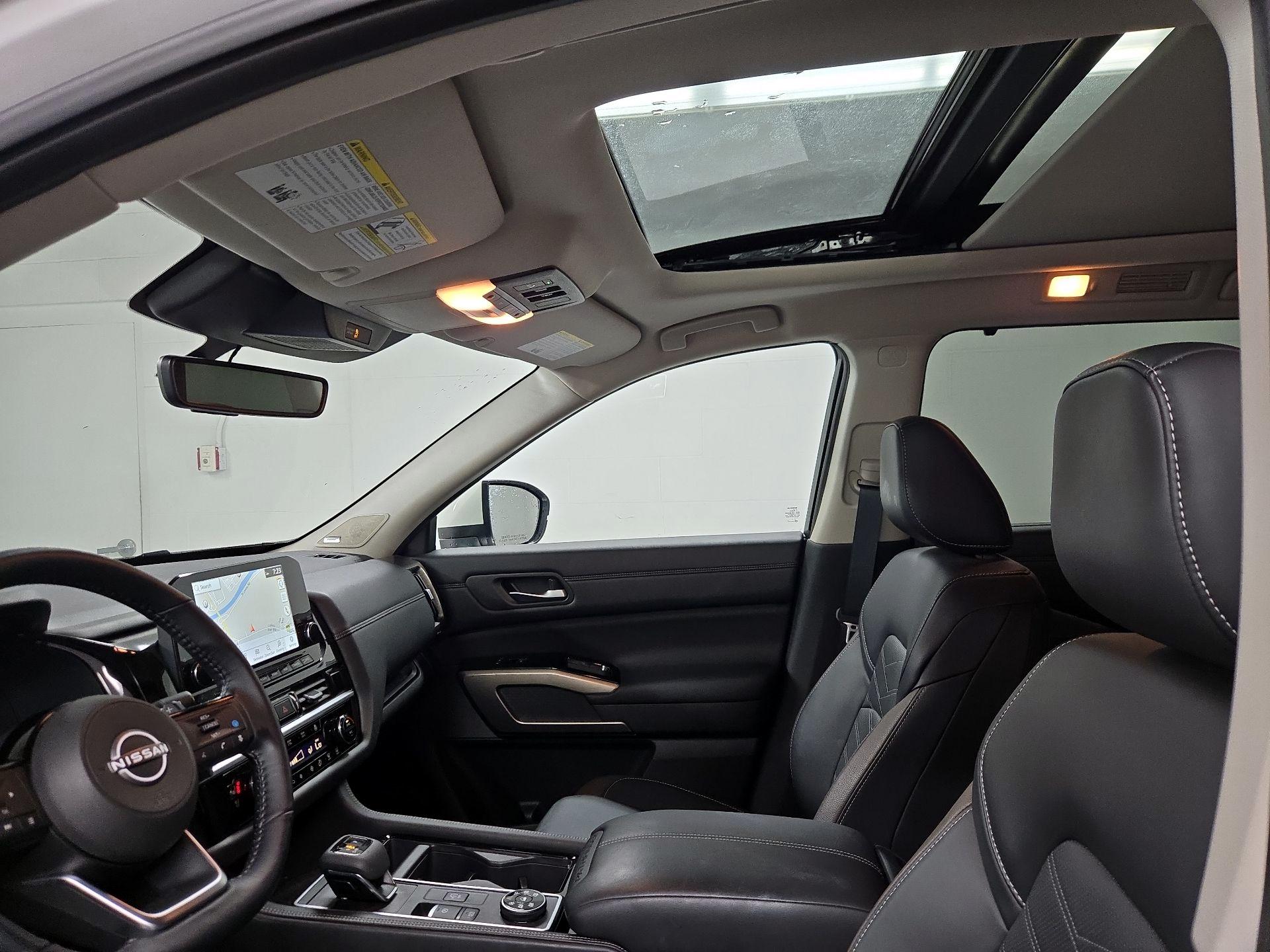 Thumbnail: 2024 Nissan Pathfinder - 20
