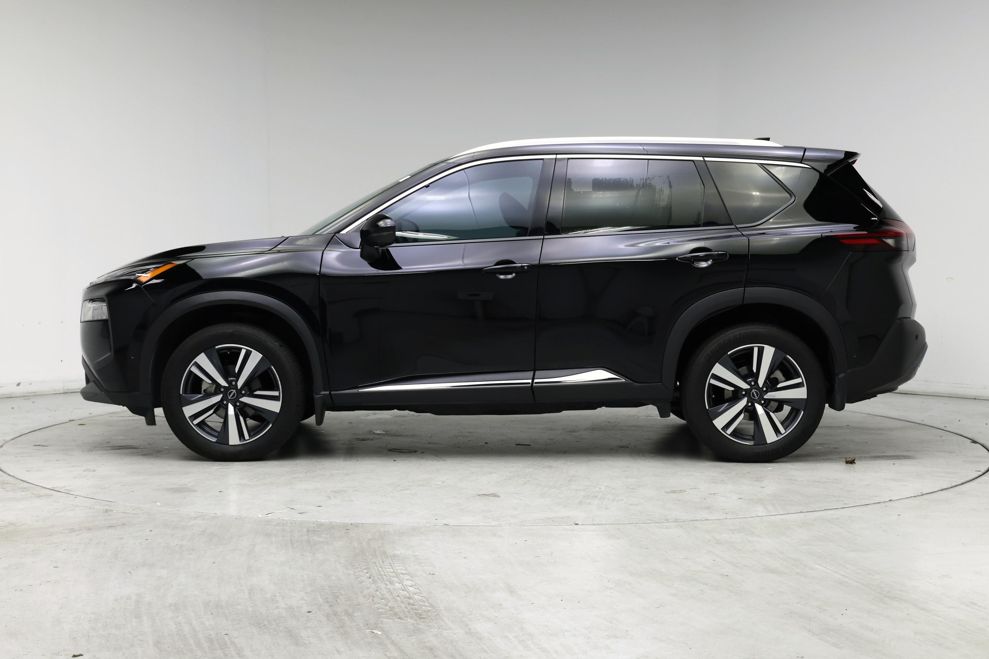 Thumbnail: 2023 Nissan Rogue - 3