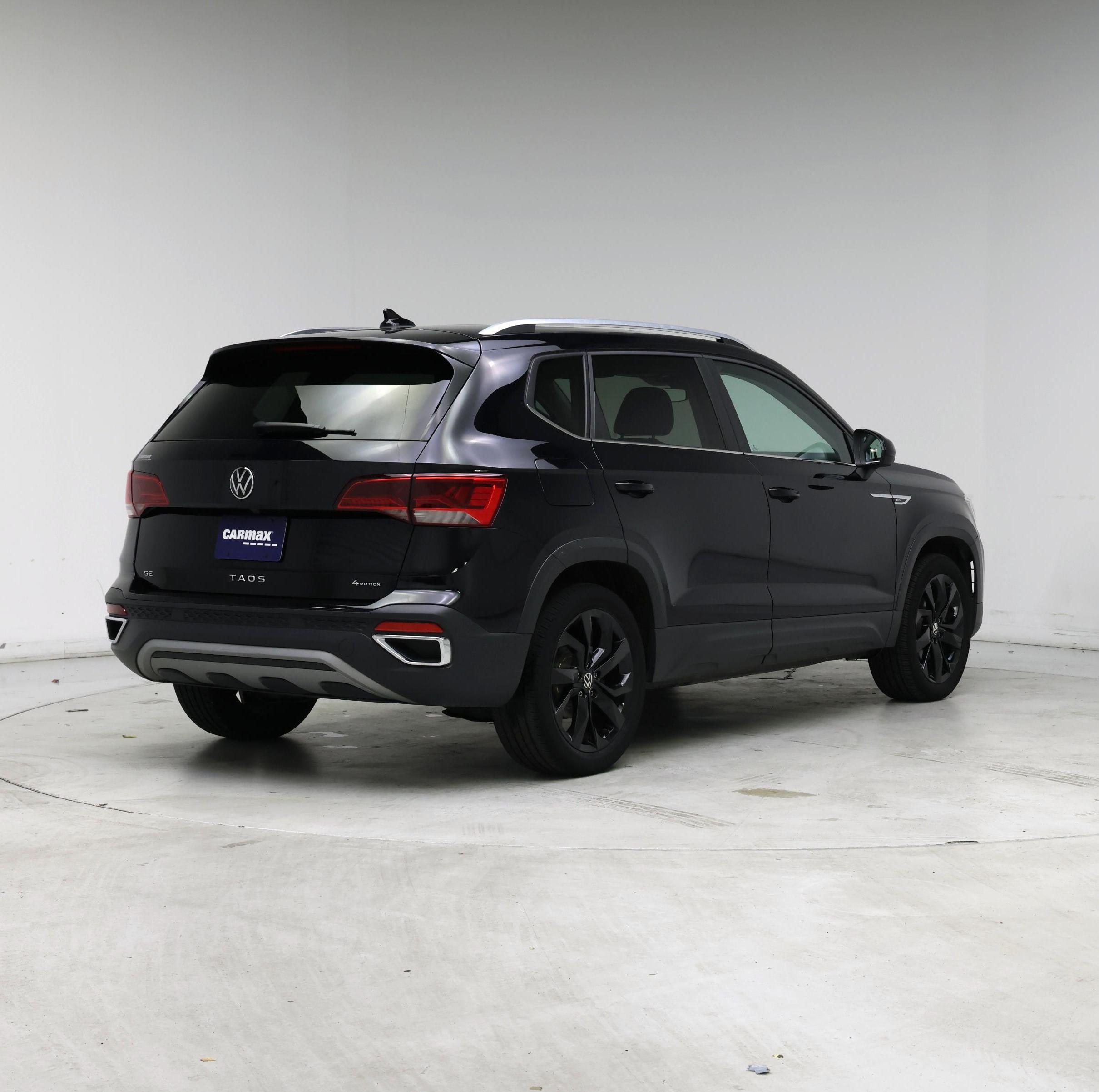 Thumbnail: 2023 Volkswagen Taos - 8