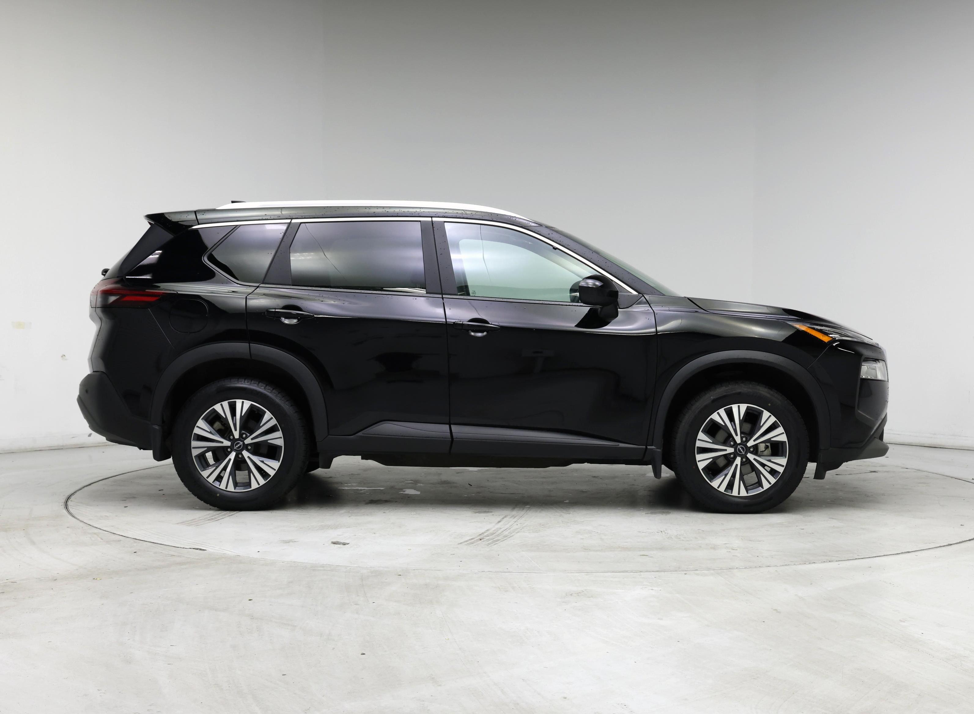 Thumbnail: 2023 Nissan Rogue - 7