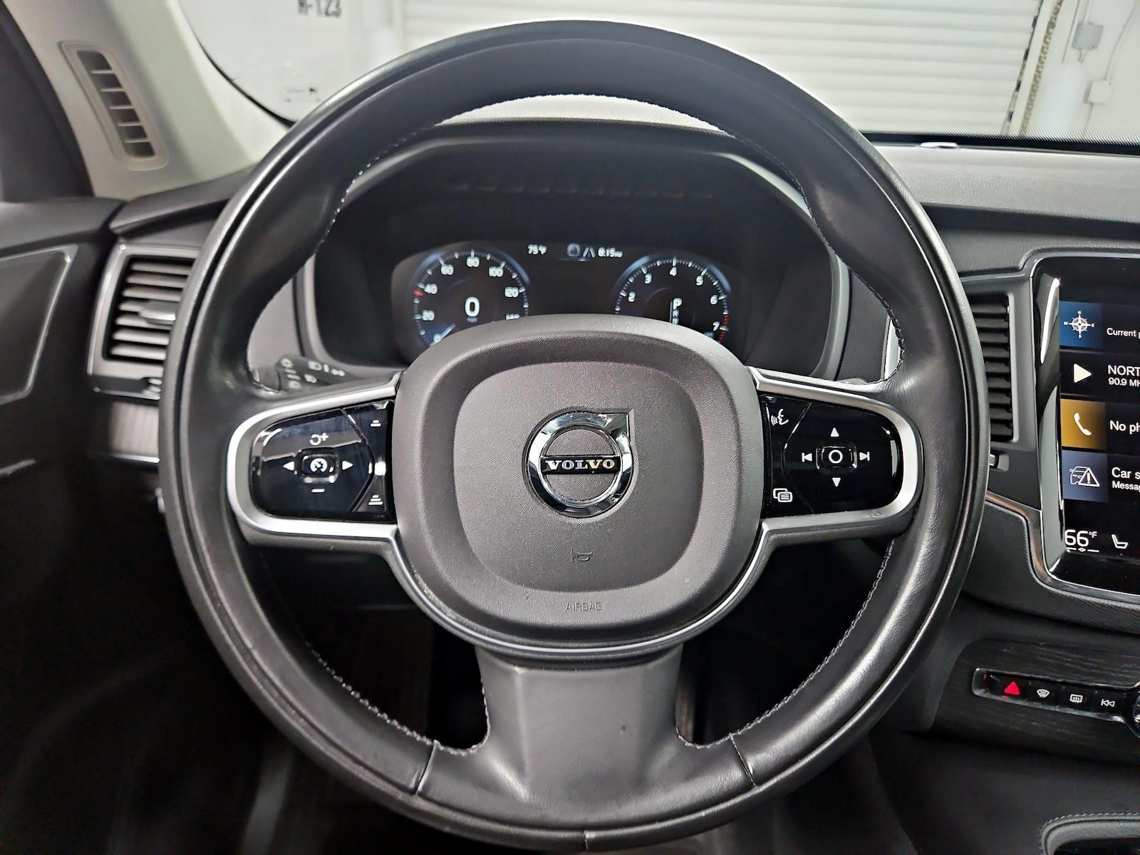 2020 Volvo XC90 Momentum - Photo 11