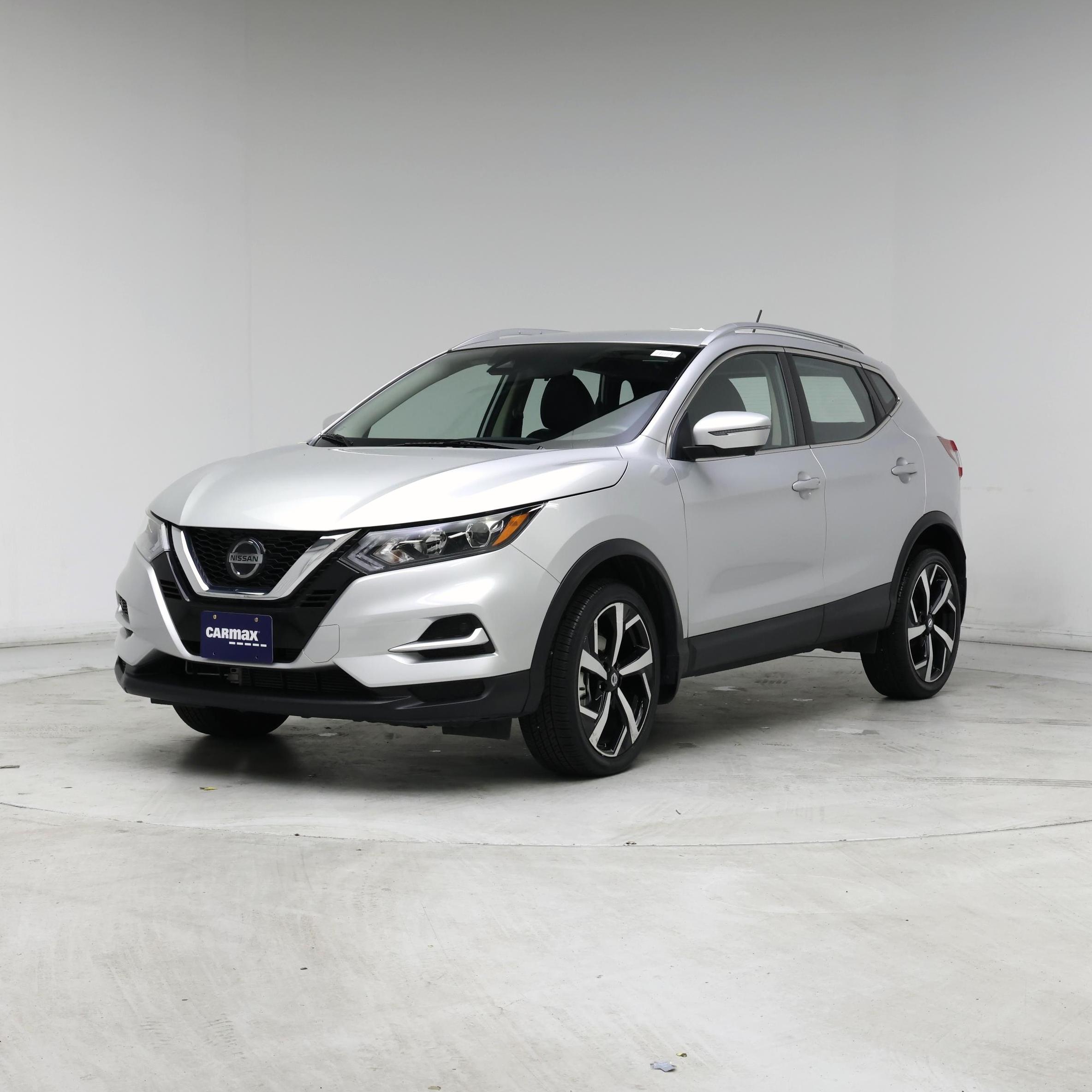 Thumbnail: 2022 Nissan Rogue Sport - 4