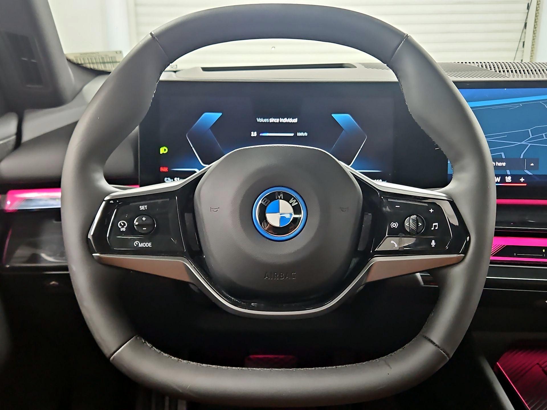 Thumbnail: 2024 BMW i5 - 10