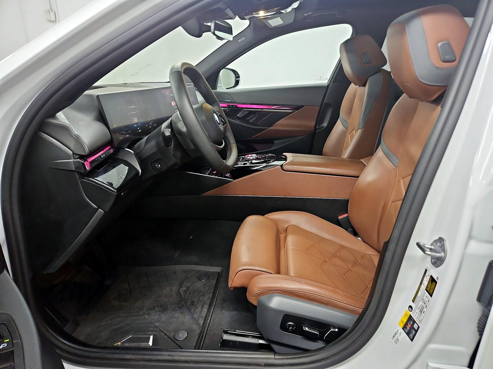 Thumbnail: 2024 BMW i5 - 11