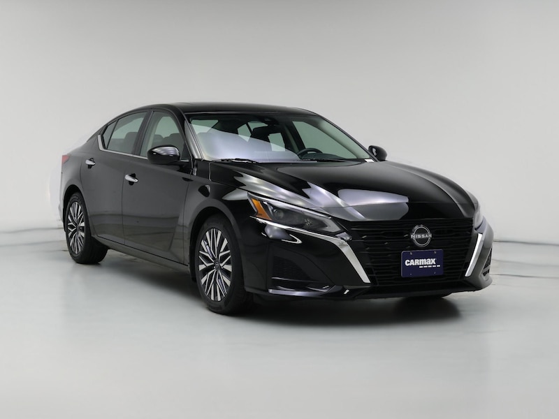 2023 Nissan Altima SV