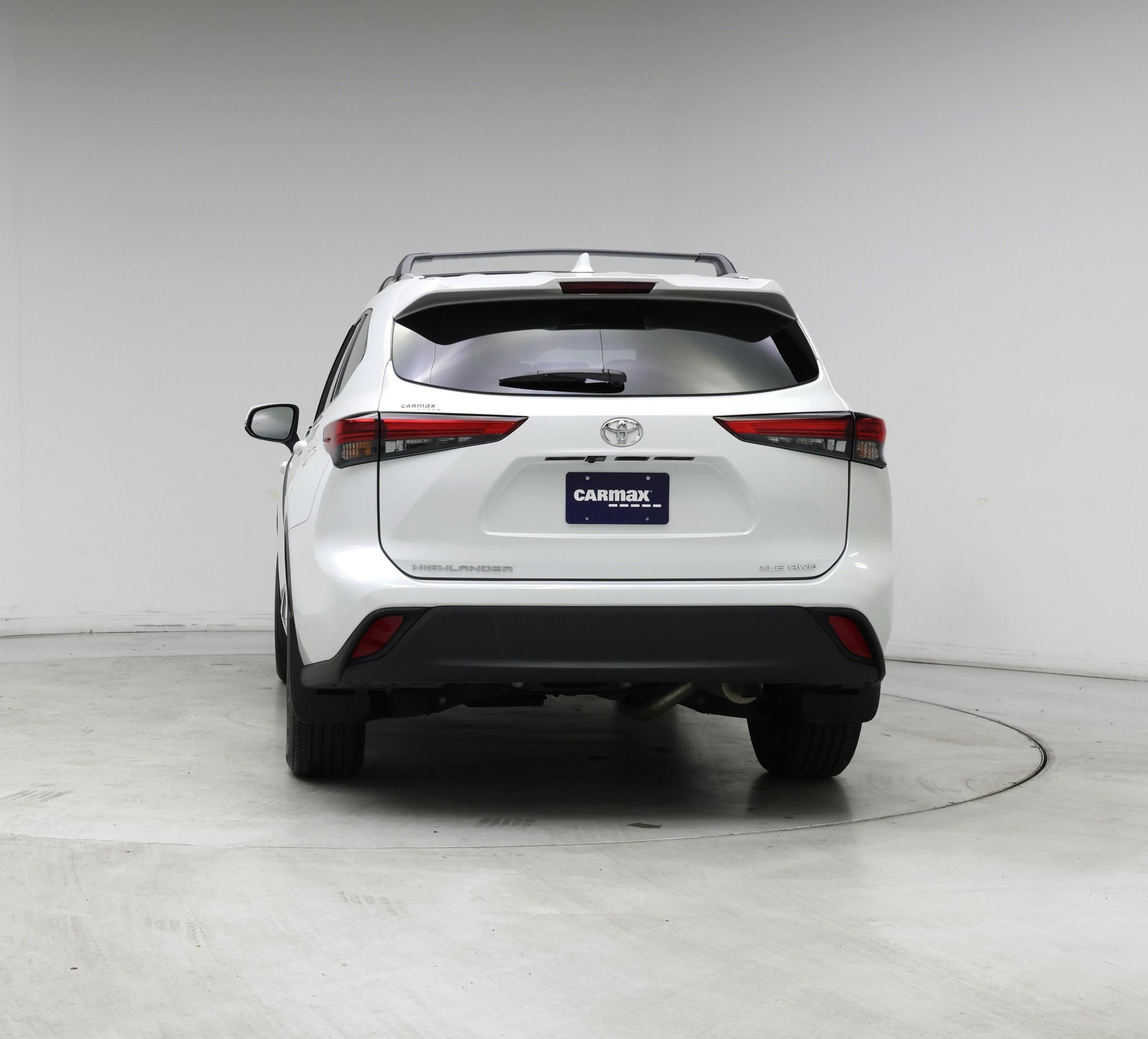 Thumbnail: 2022 Toyota Highlander - 6
