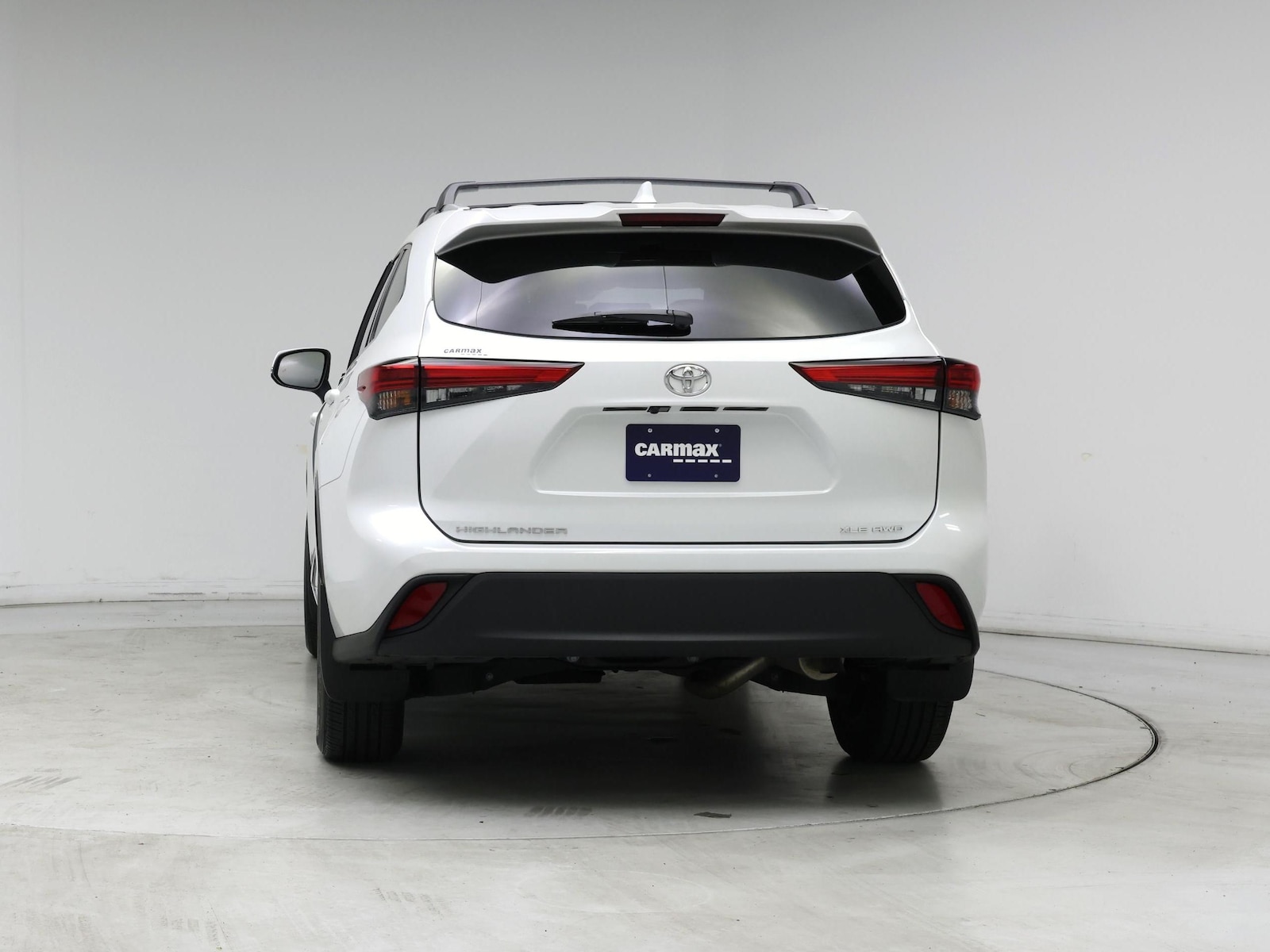 2022 Toyota Highlander XLE - Photo 7