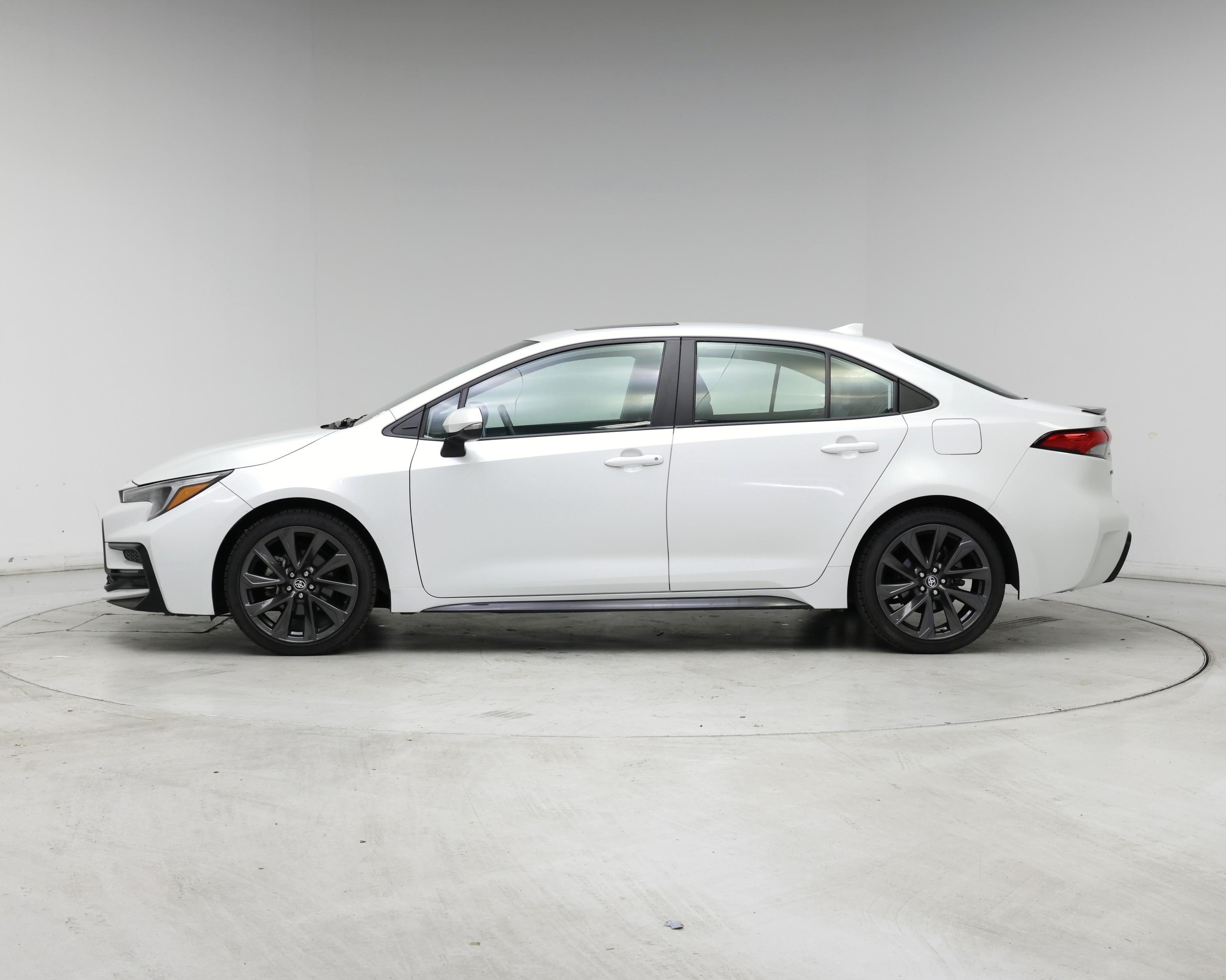 Thumbnail: 2023 Toyota Corolla - 3
