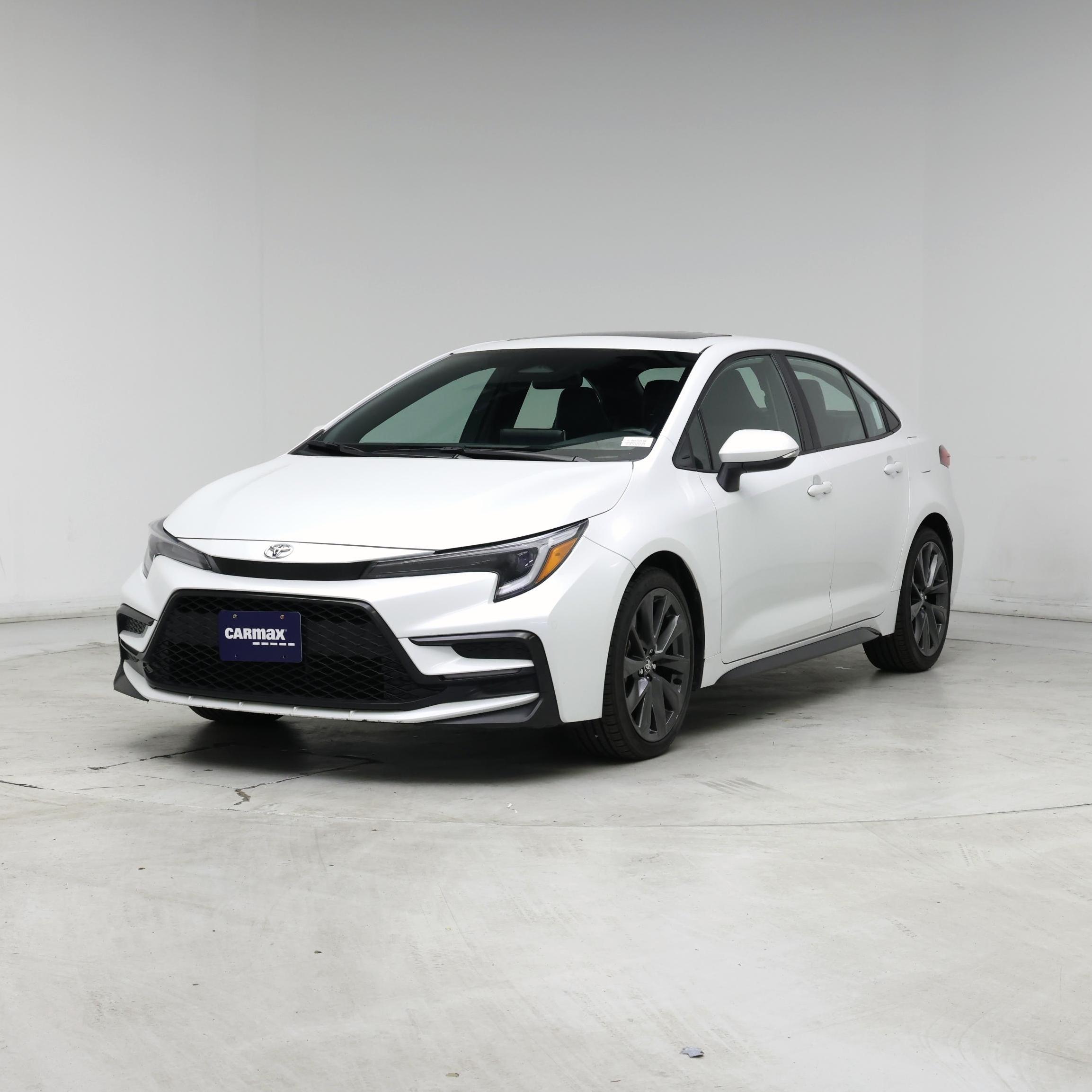 Thumbnail: 2023 Toyota Corolla - 4