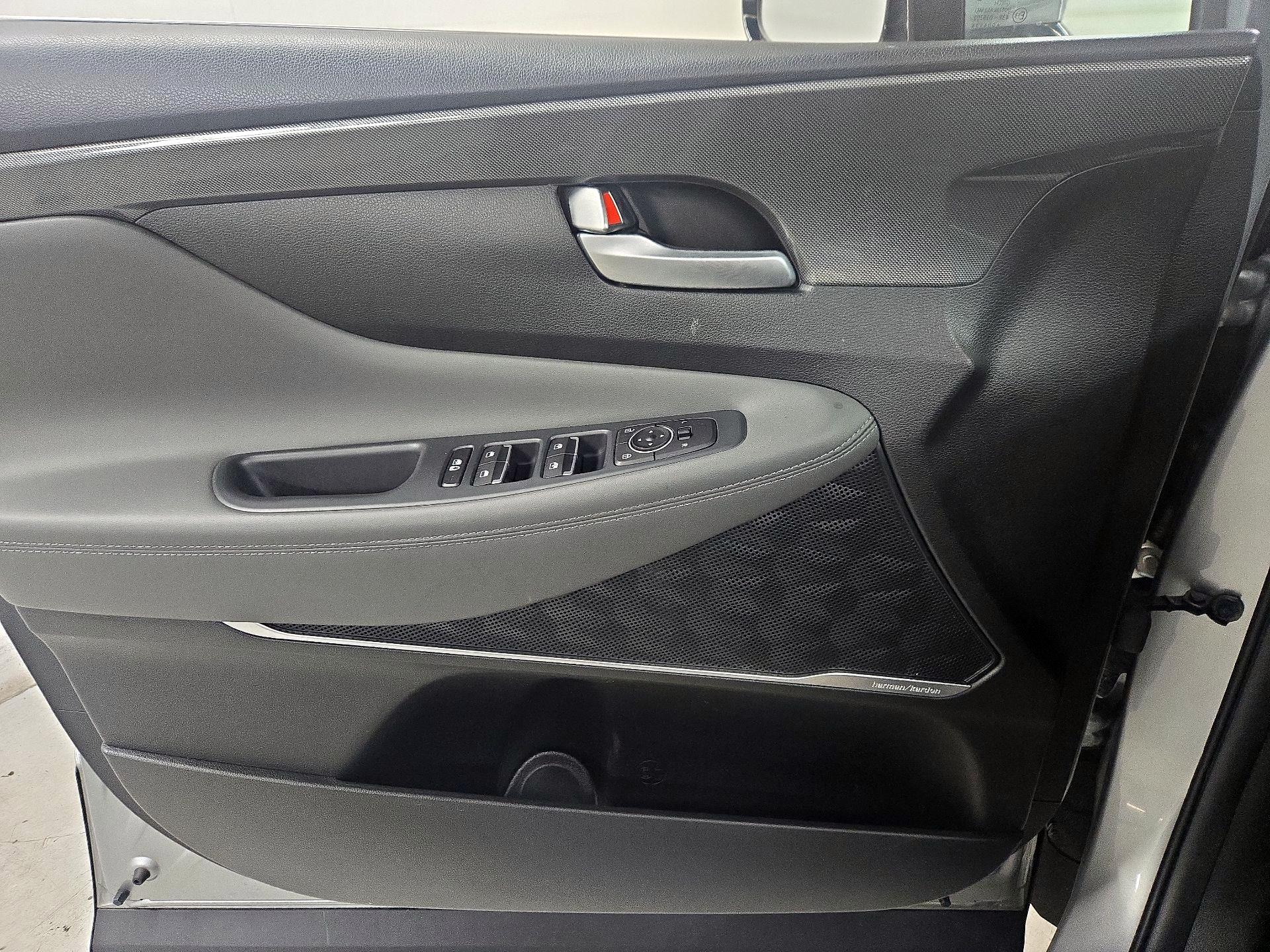 Thumbnail: 2022 Hyundai Santa Fe - 12