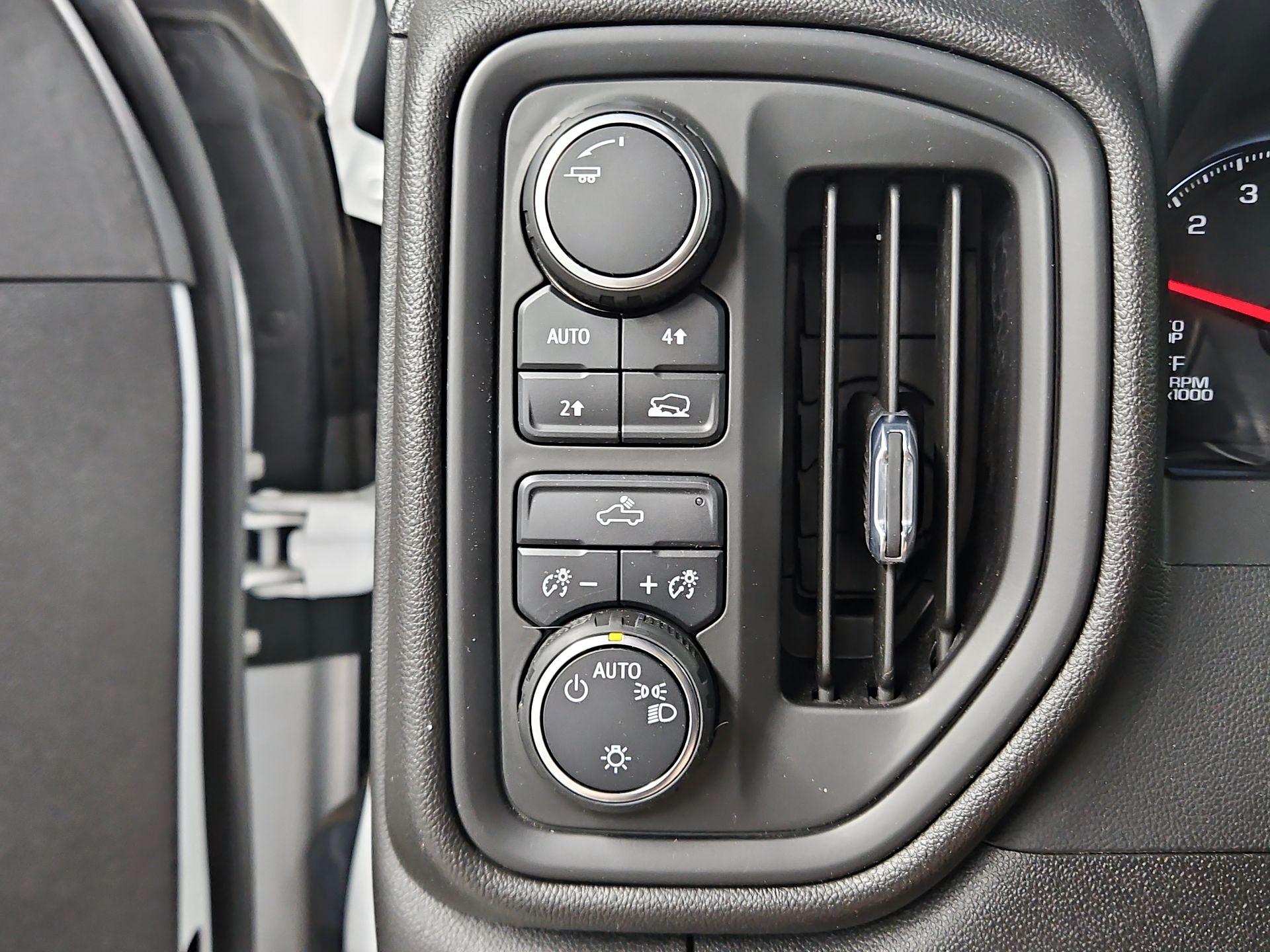 Thumbnail: 2023 Chevrolet Silverado 1500 - 13
