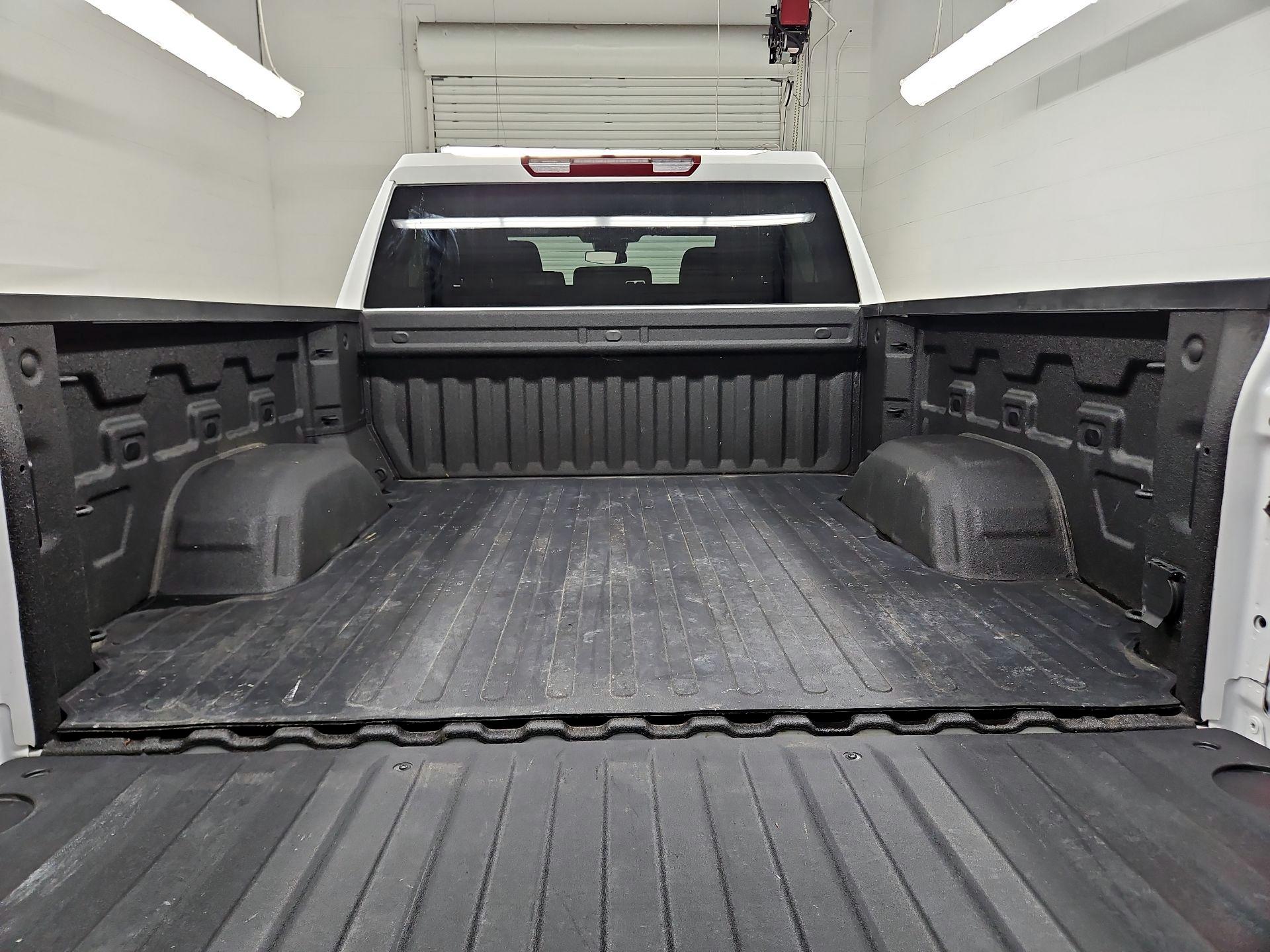 Thumbnail: 2023 Chevrolet Silverado 1500 - 20