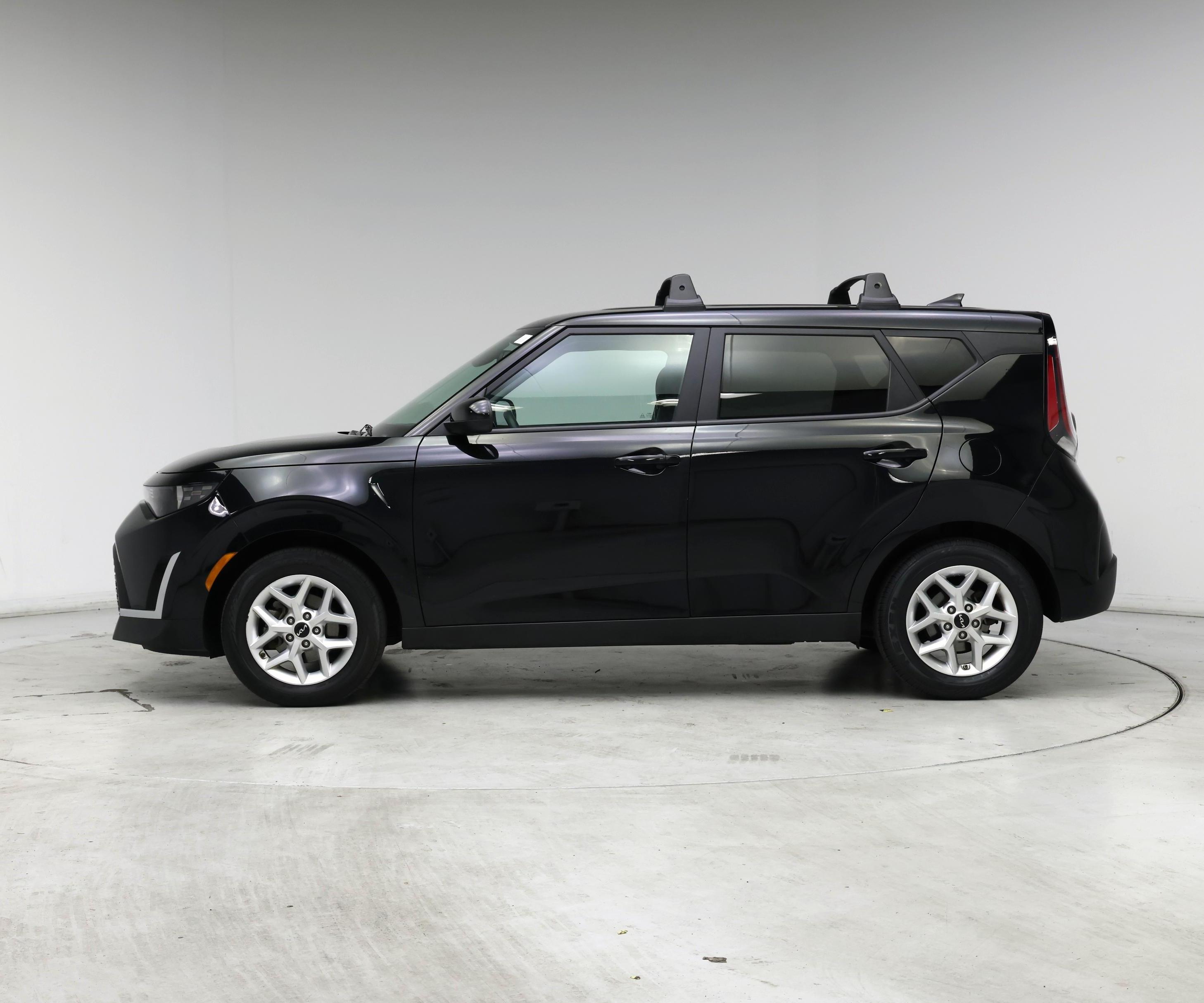 Thumbnail: 2023 Kia Soul - 3