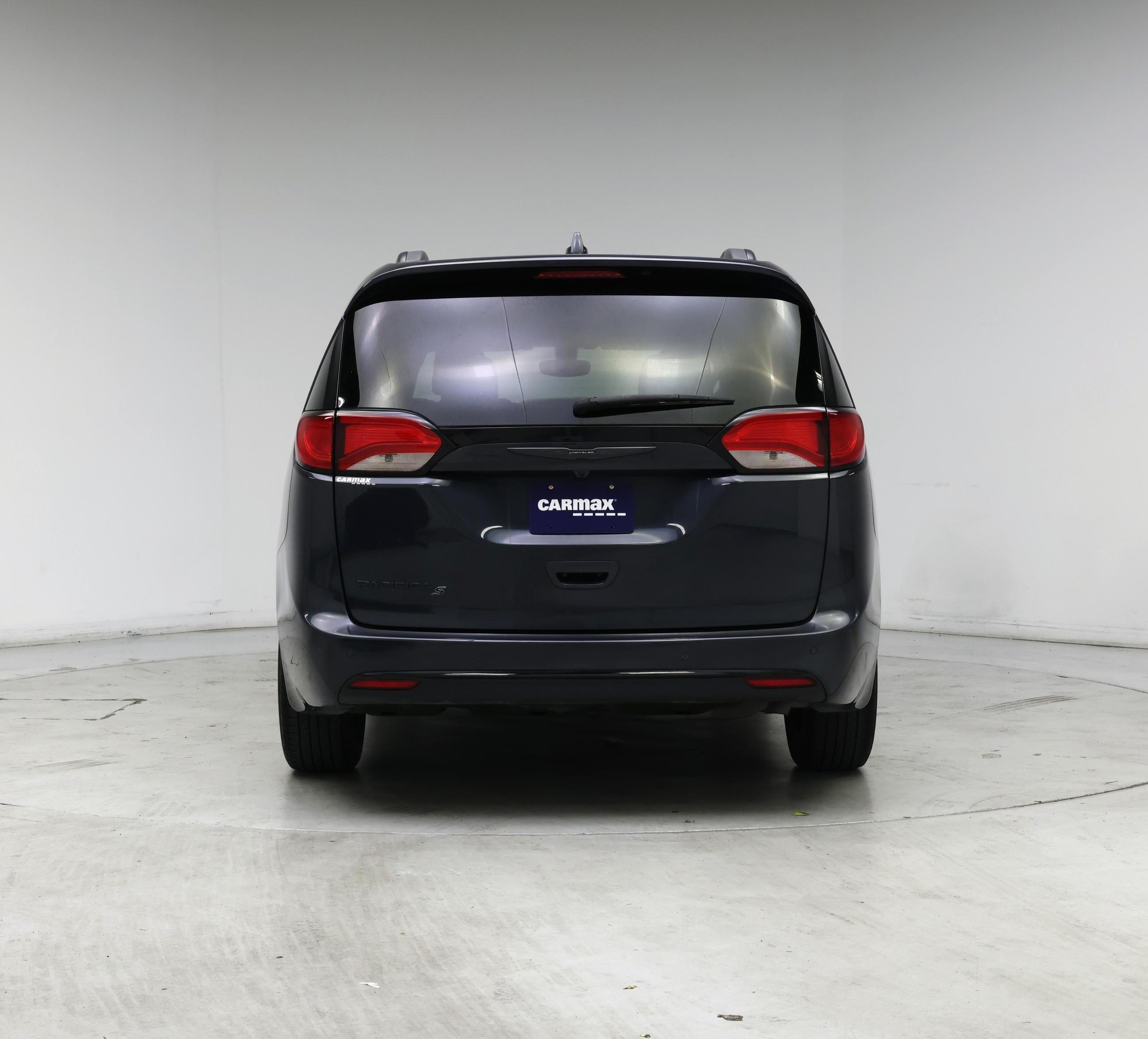 Thumbnail: 2020 Chrysler Pacifica - 6
