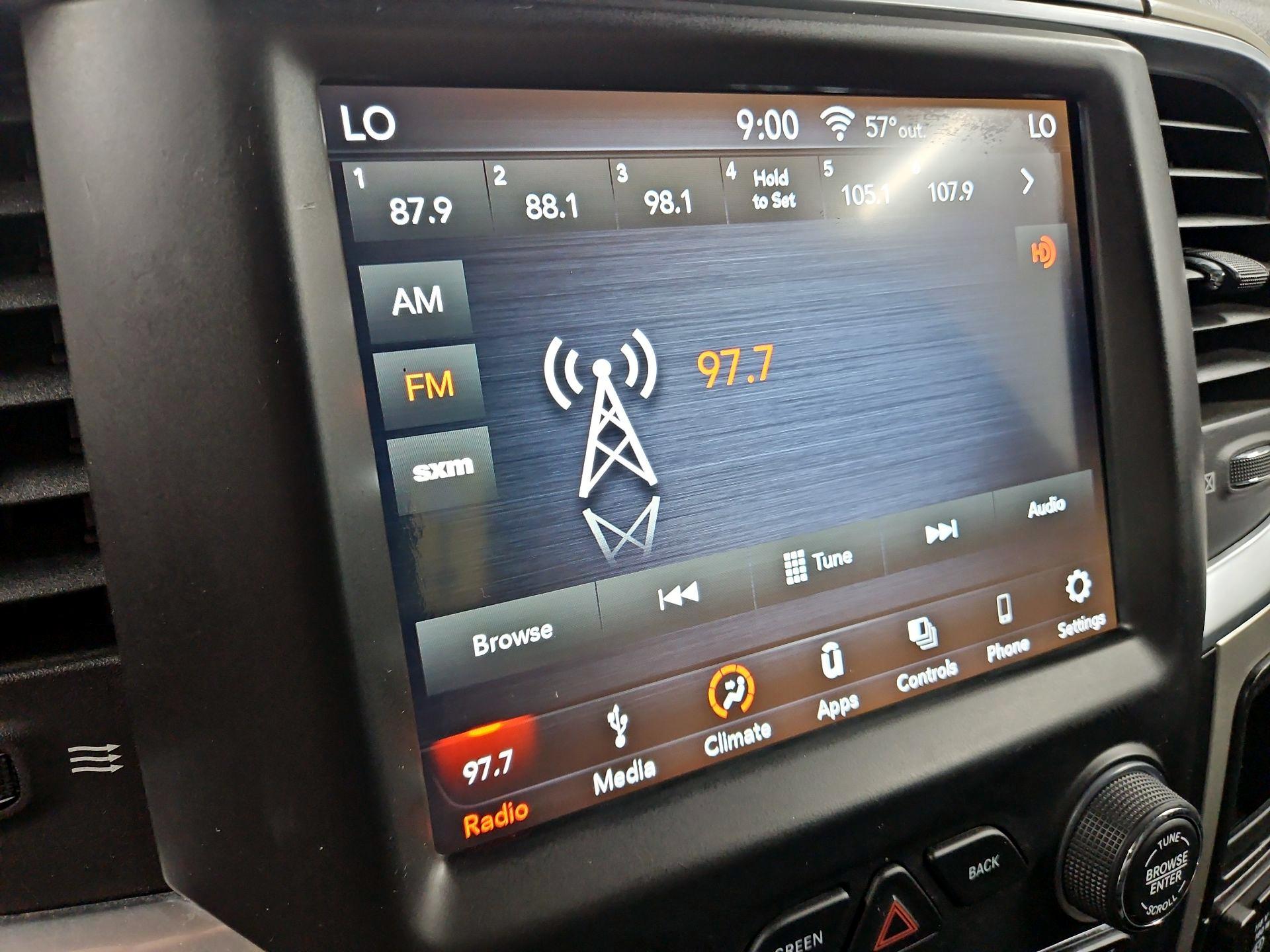 Thumbnail: 2019 RAM 1500 Classic - 15