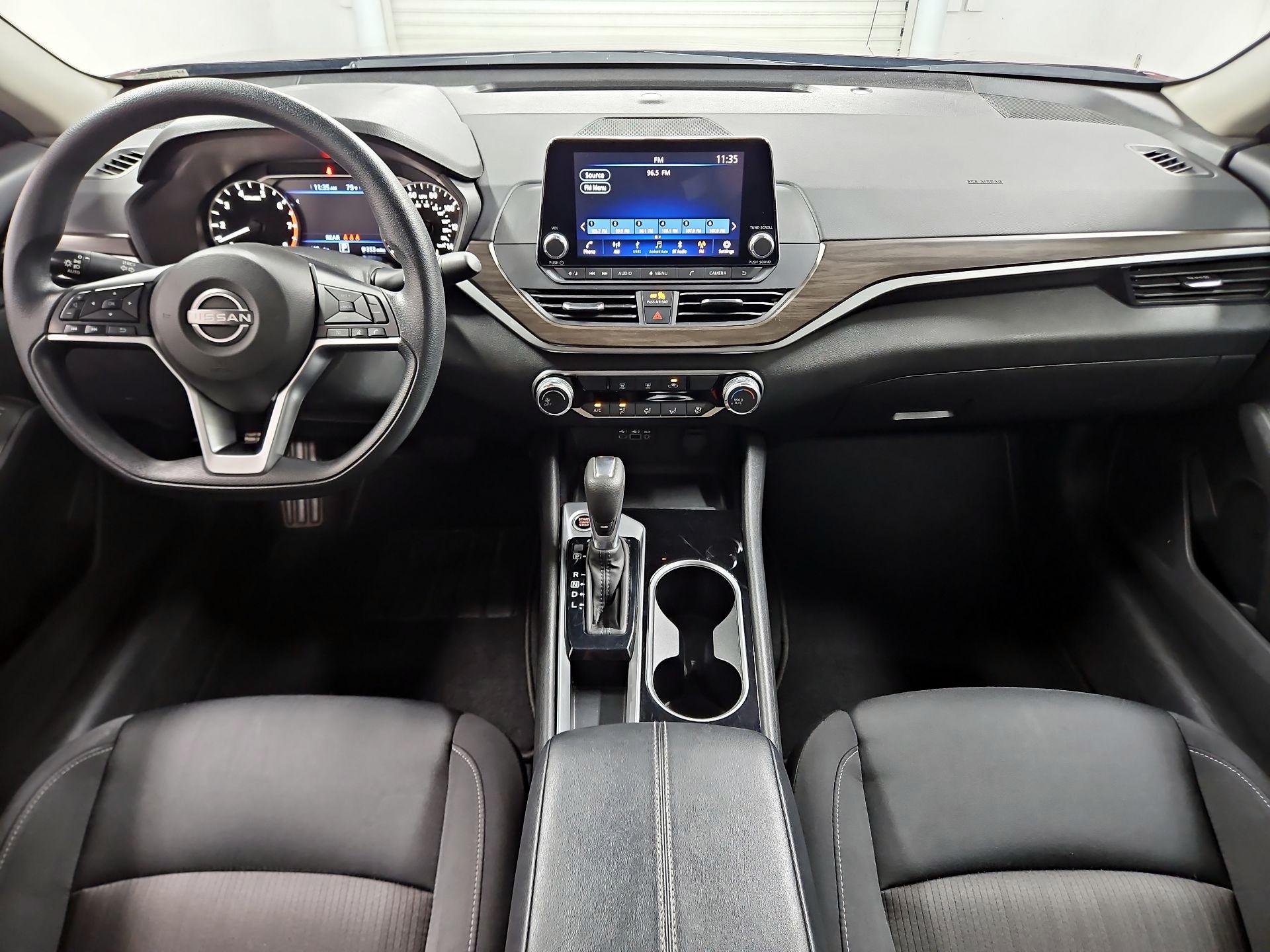 Thumbnail: 2024 Nissan Altima - 9