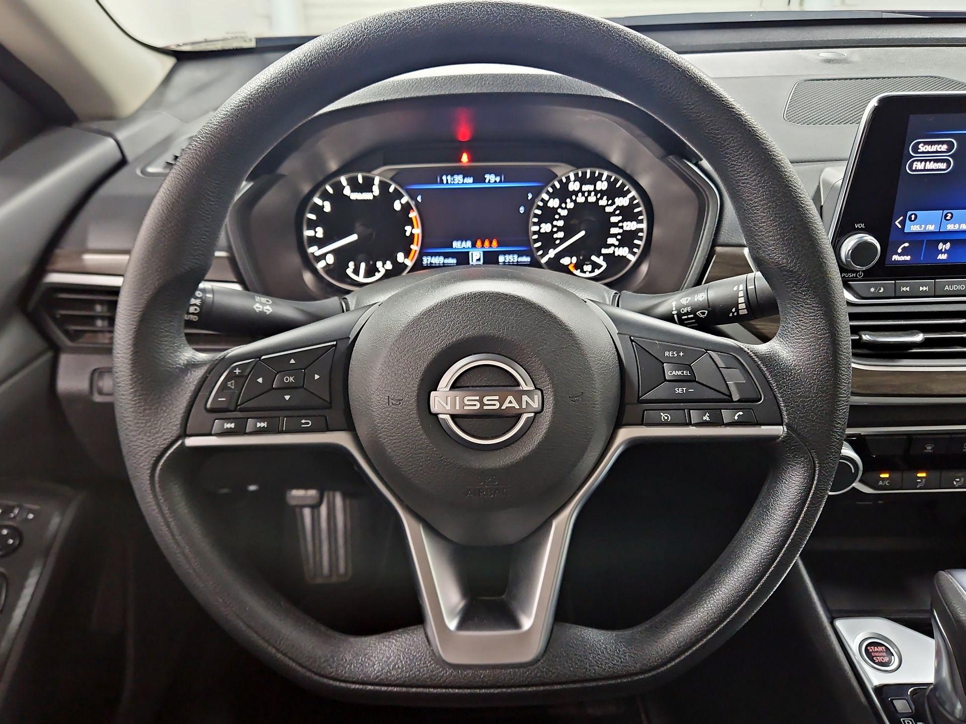 Thumbnail: 2024 Nissan Altima - 10