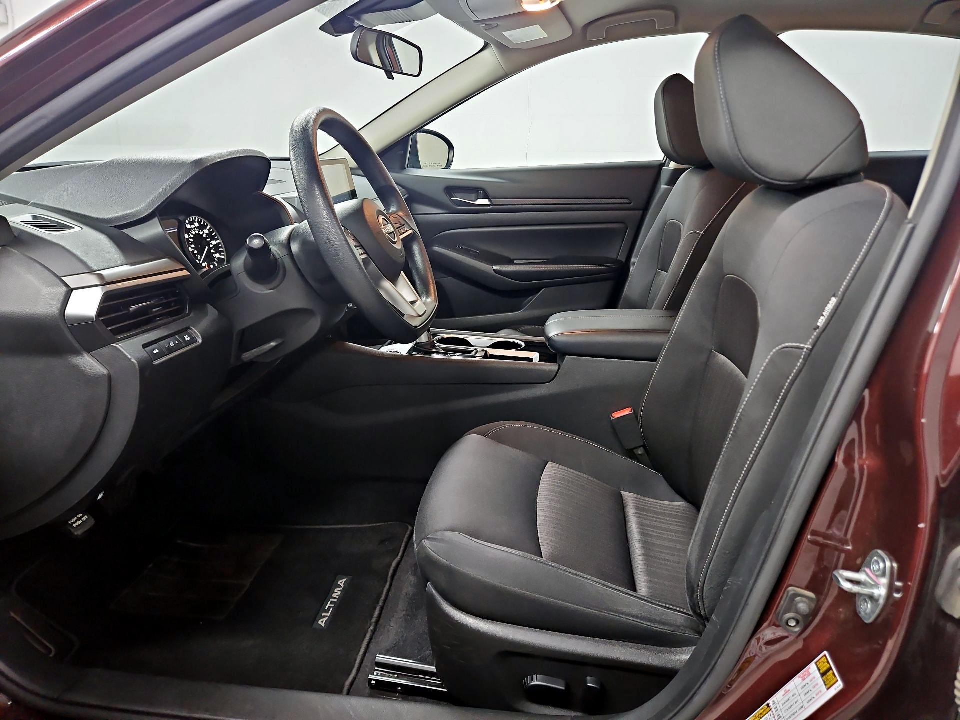 Thumbnail: 2024 Nissan Altima - 11