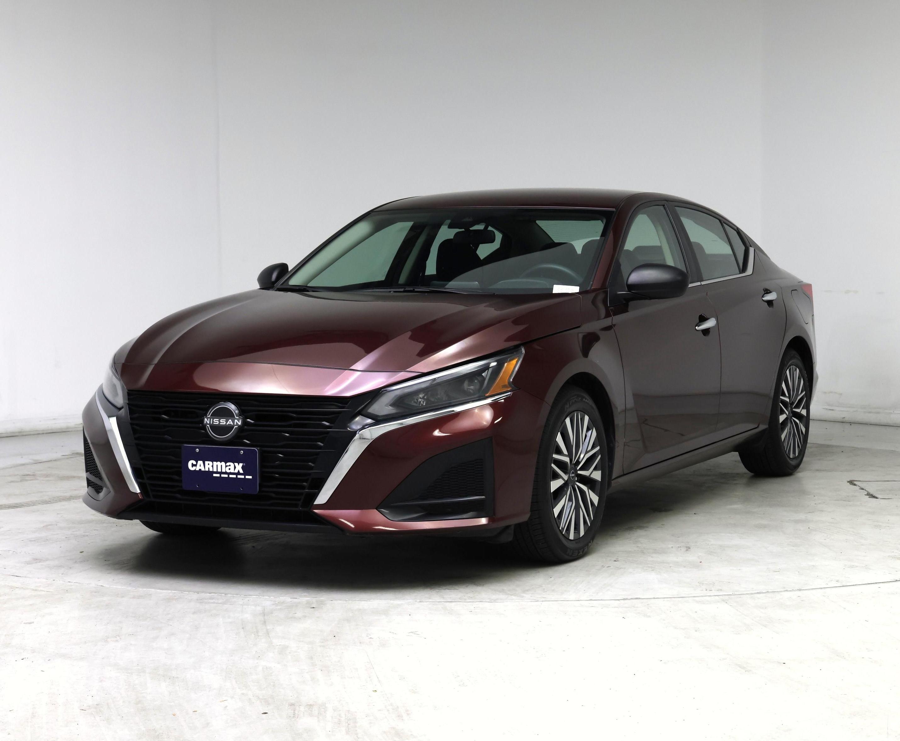 Thumbnail: 2024 Nissan Altima - 4