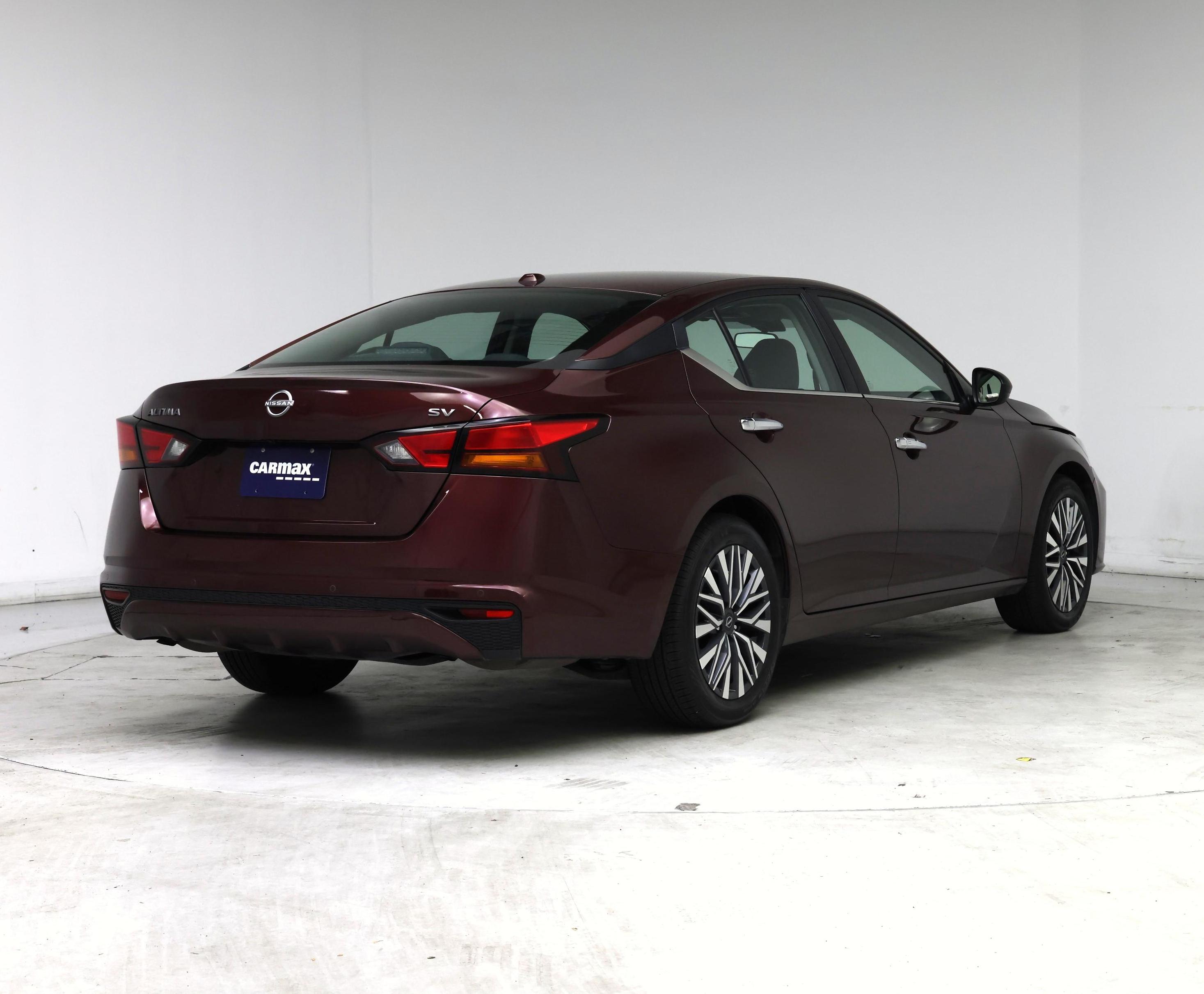 Thumbnail: 2024 Nissan Altima - 8