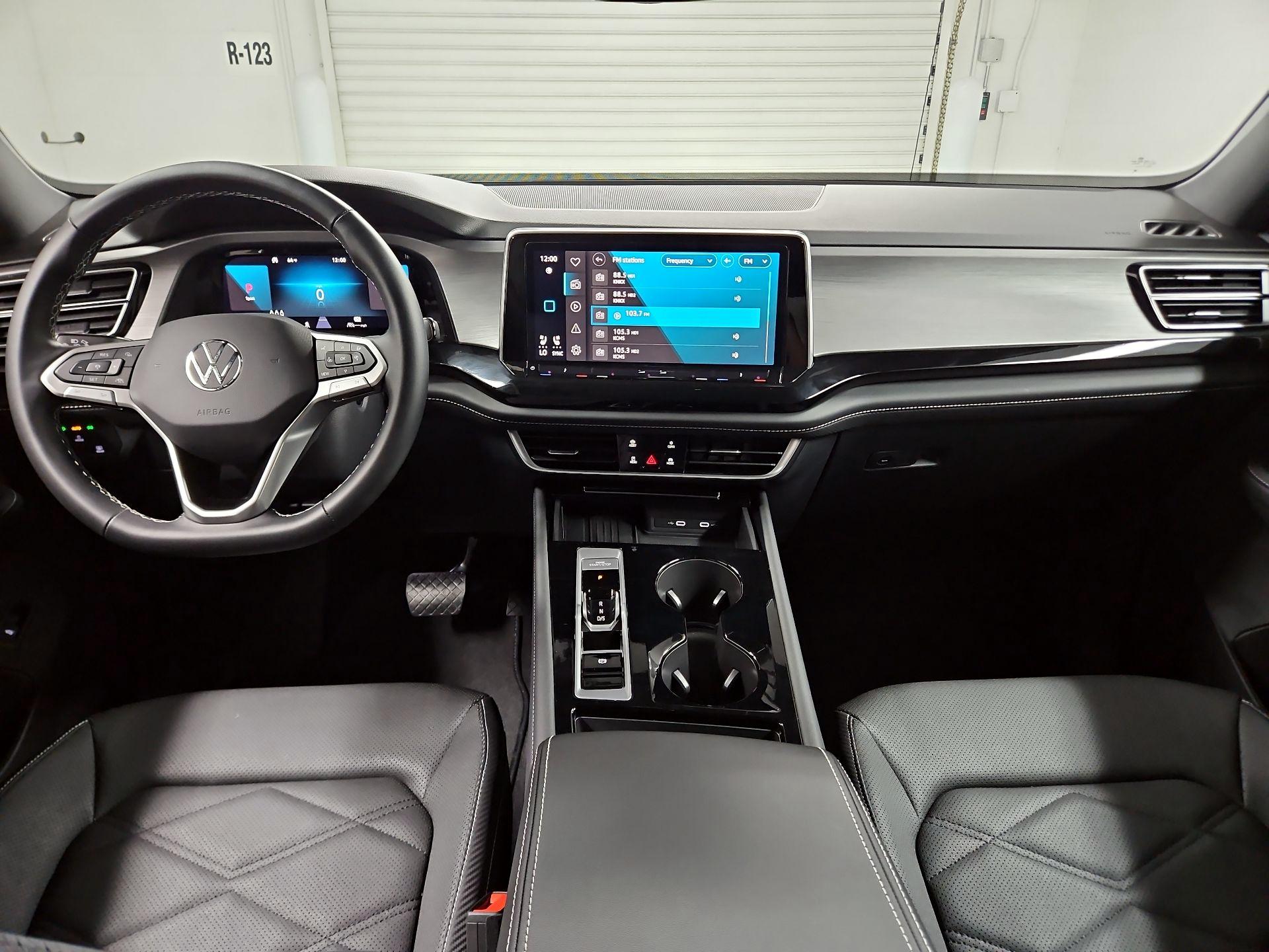 Thumbnail: 2025 Volkswagen Atlas - 9
