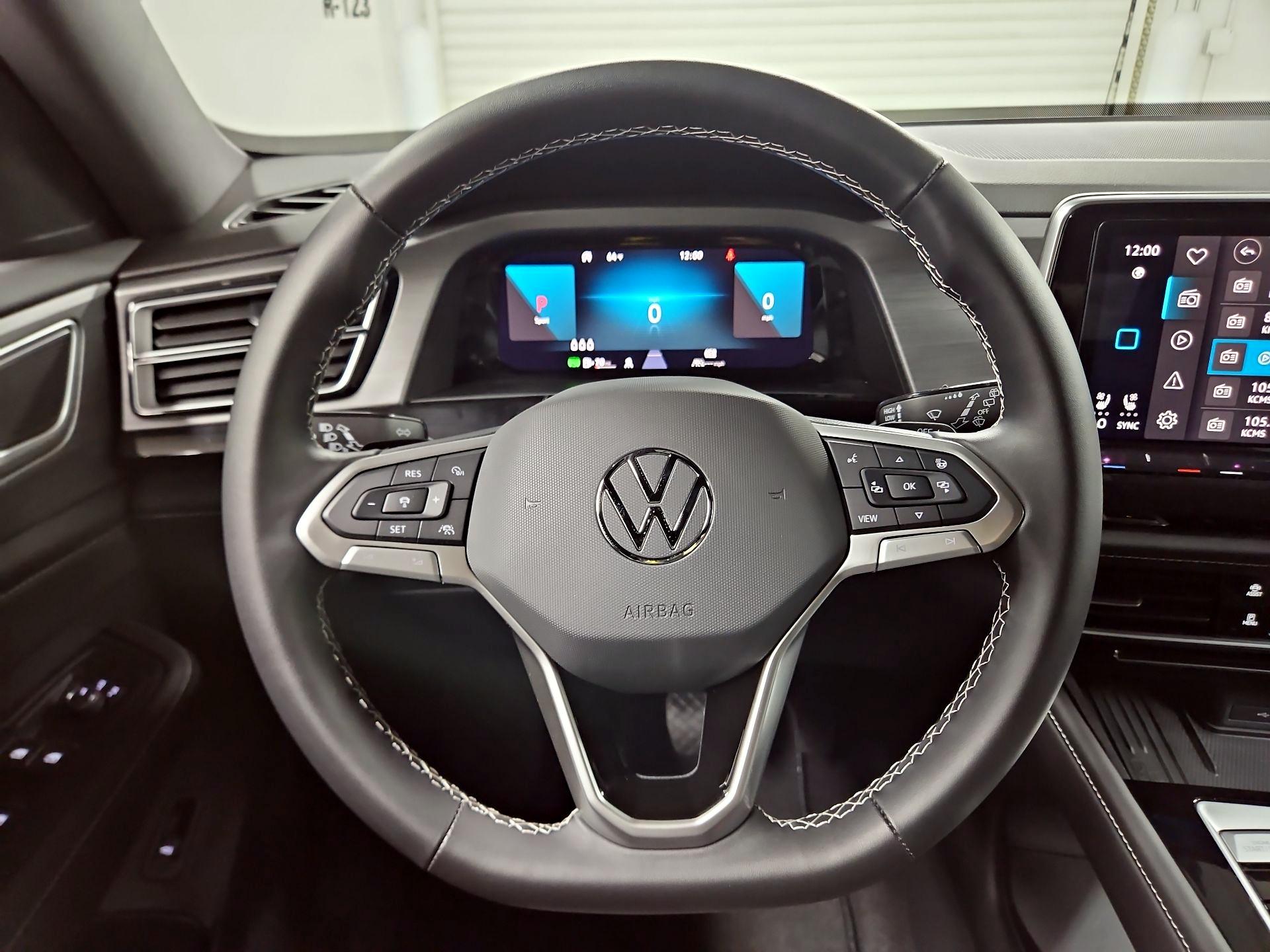 Thumbnail: 2025 Volkswagen Atlas - 10