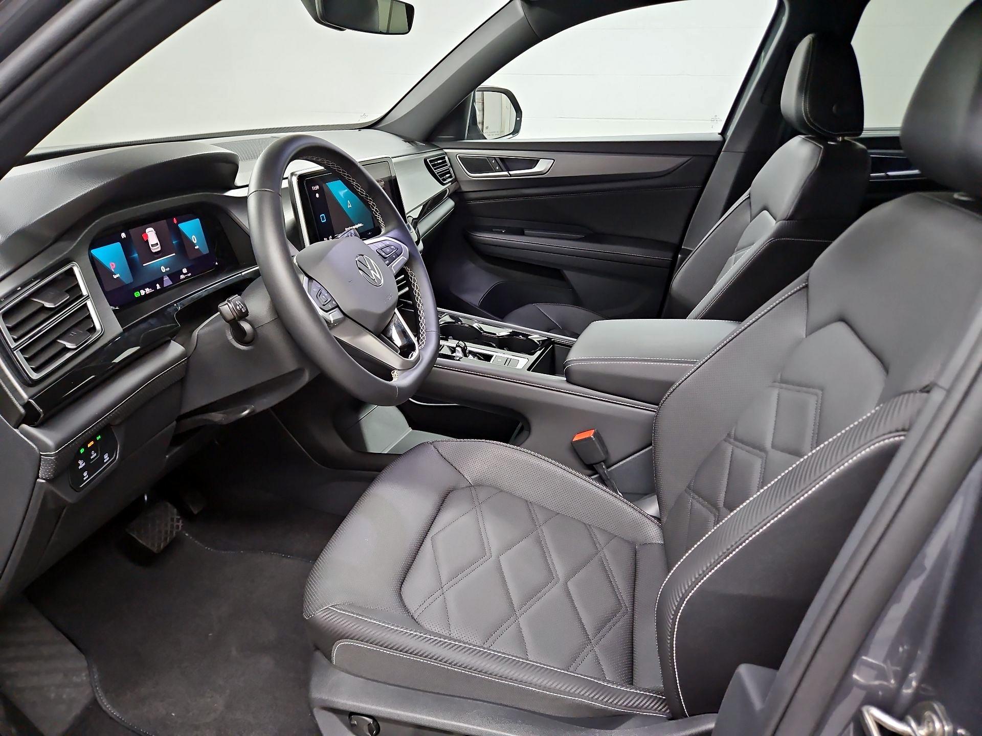 Thumbnail: 2025 Volkswagen Atlas - 11