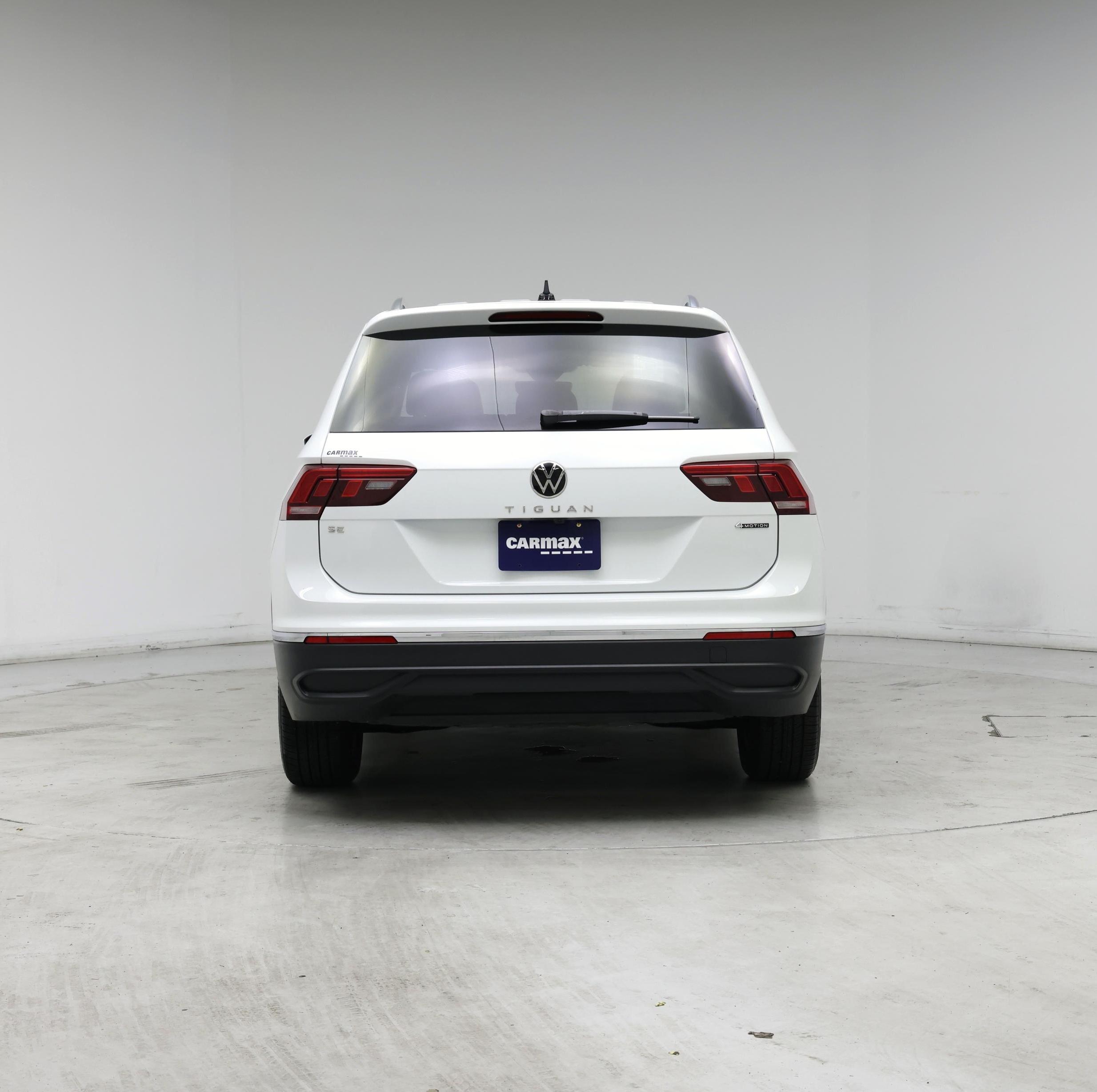 Thumbnail: 2022 Volkswagen Tiguan - 6