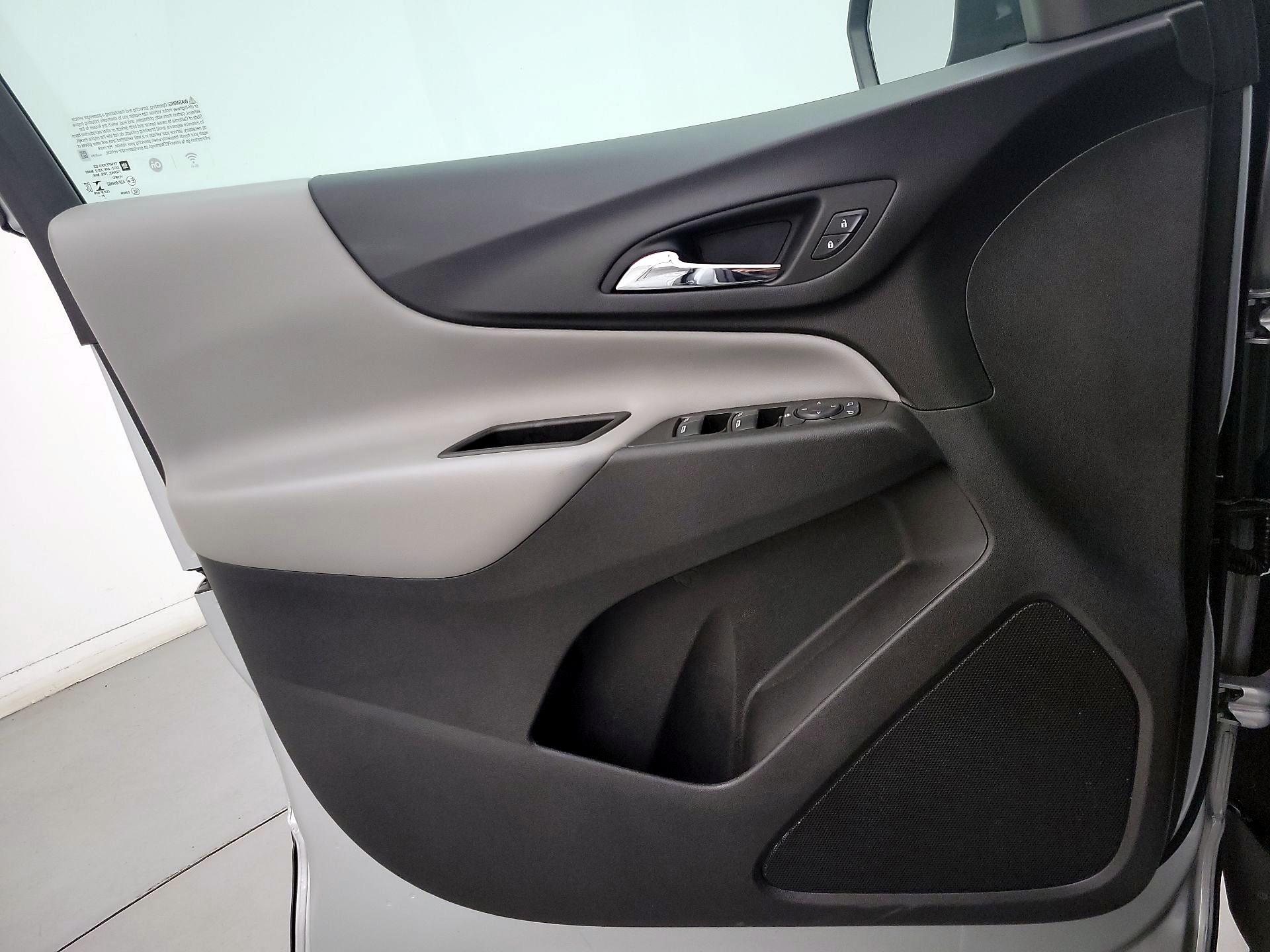 Thumbnail: 2022 Chevrolet Equinox - 12