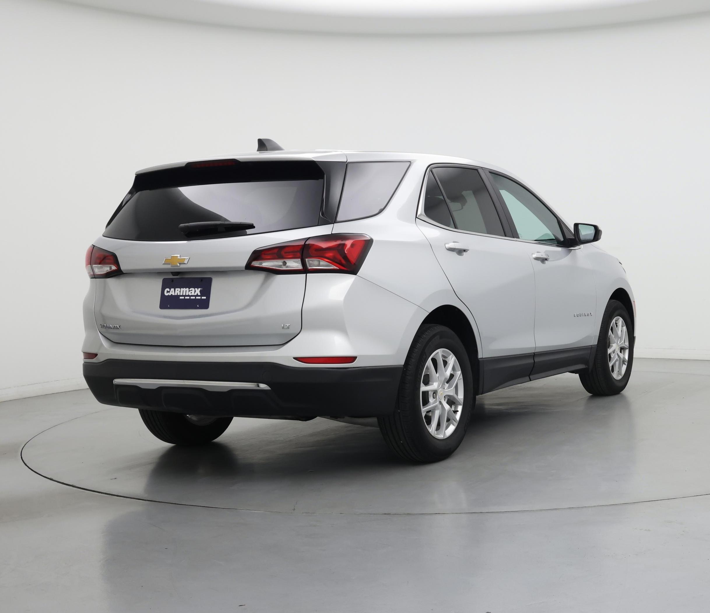 Thumbnail: 2022 Chevrolet Equinox - 8