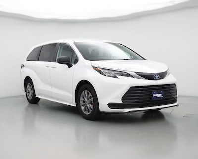 2023 Toyota Sienna Hybrid LE