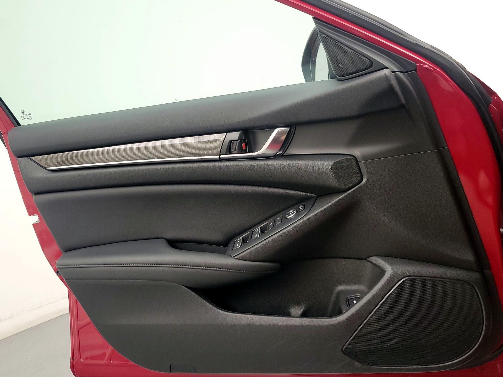 Thumbnail: 2021 Honda Accord - 12